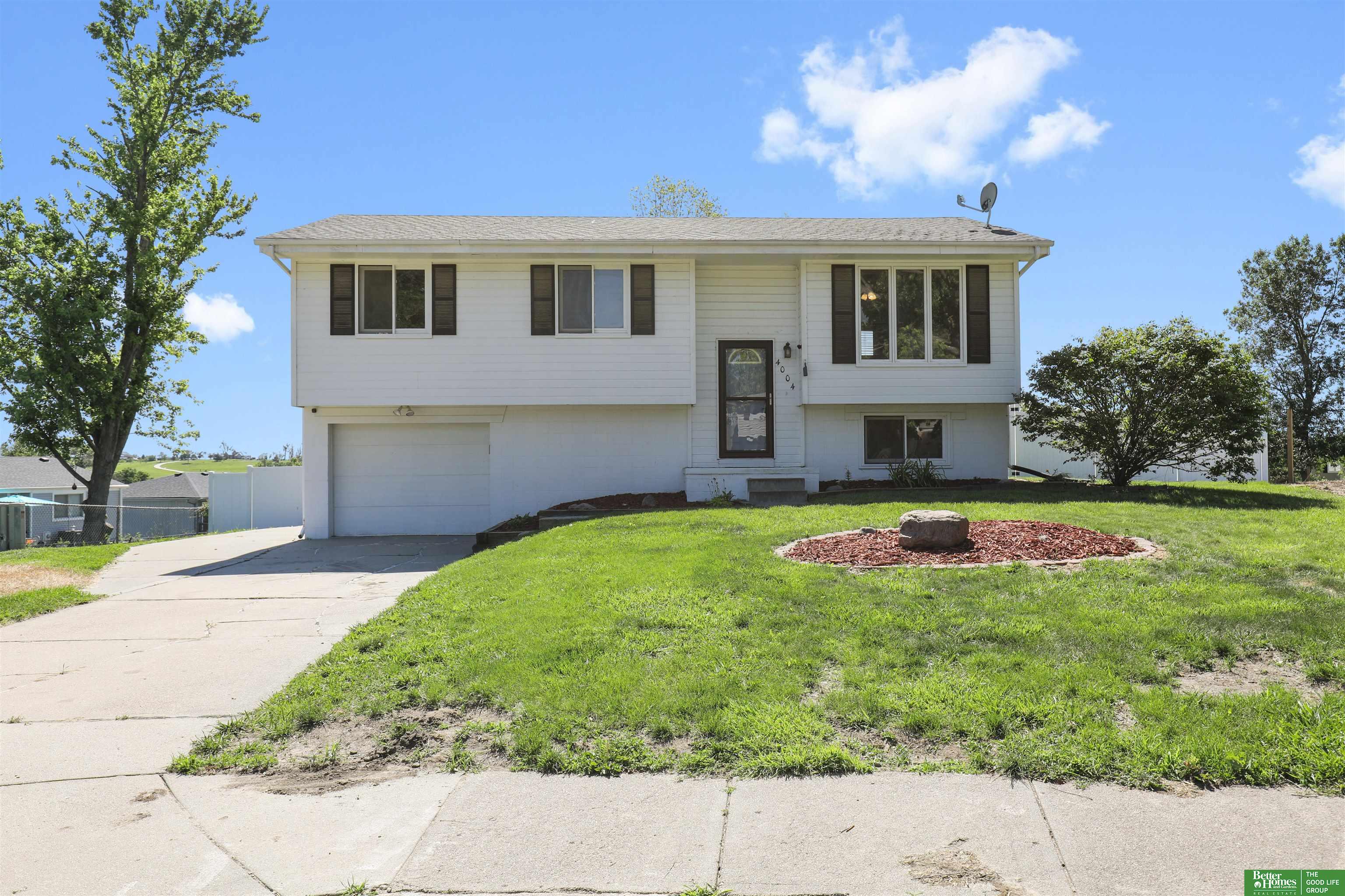 4004 N 213 Circle