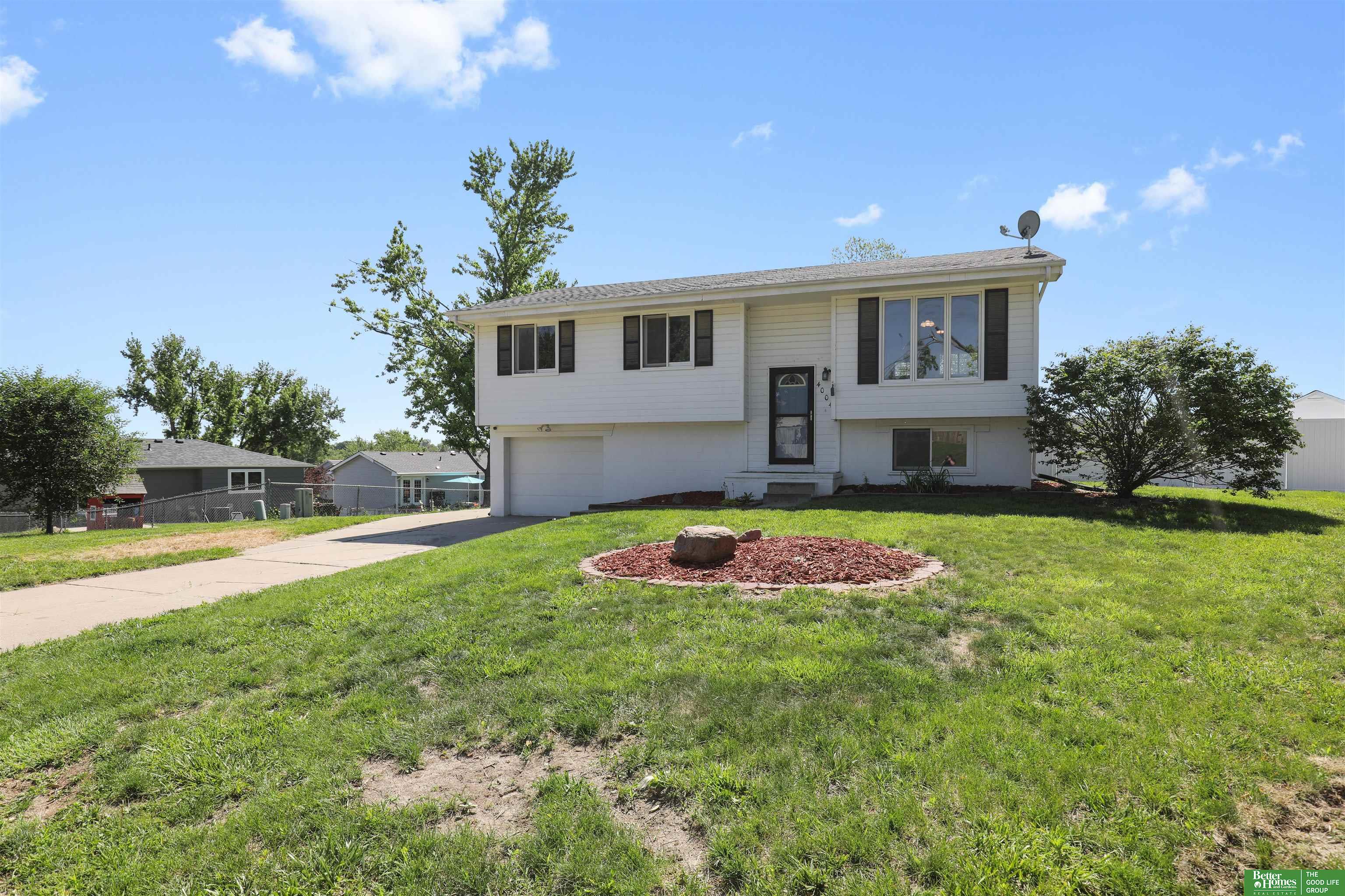 4004 N 213 Circle