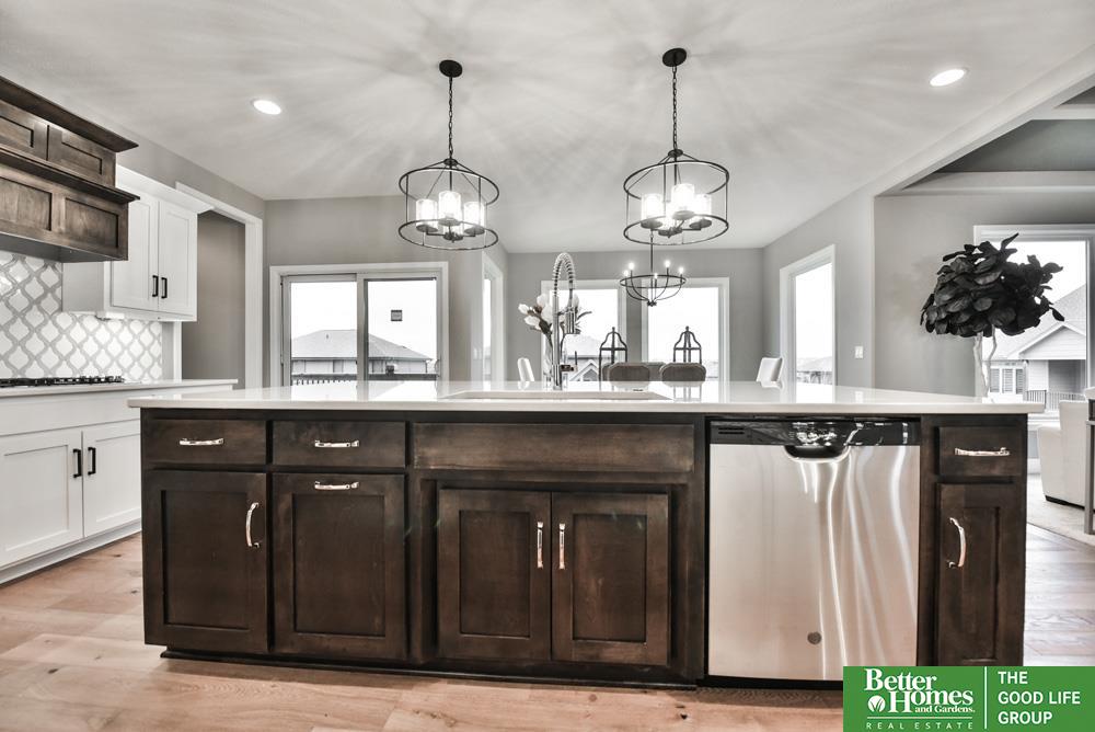 19058 Camelback Circle