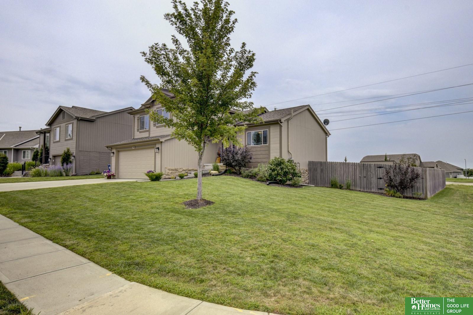 13902 S 47 Street