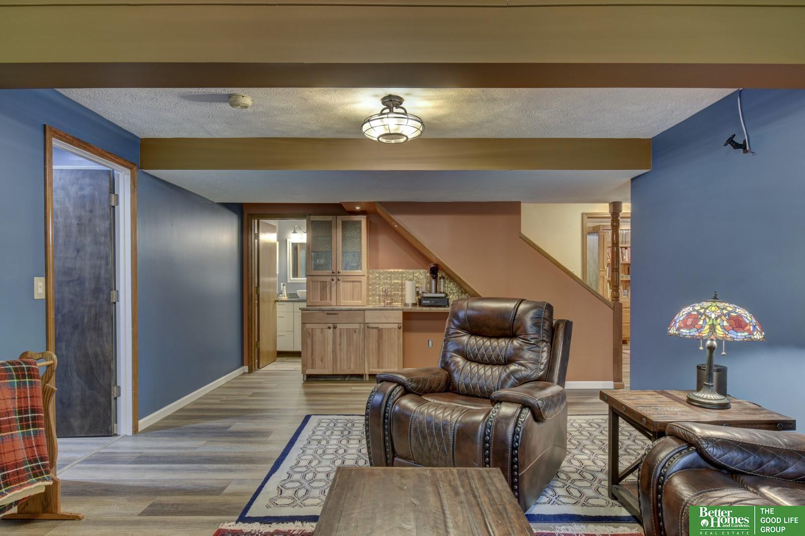 1006 Hickory Hill Road