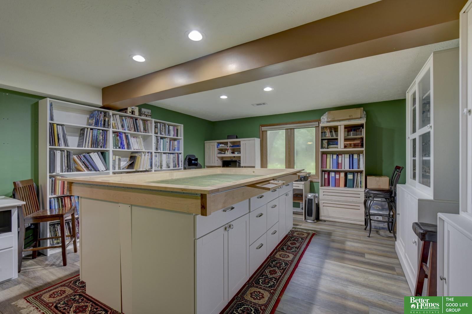 1006 Hickory Hill Road