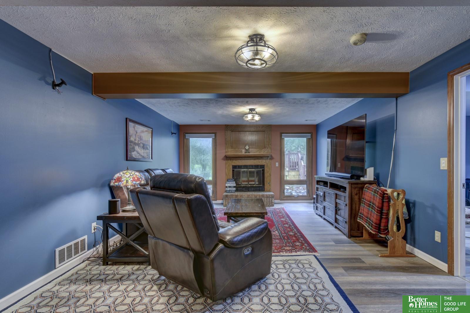 1006 Hickory Hill Road