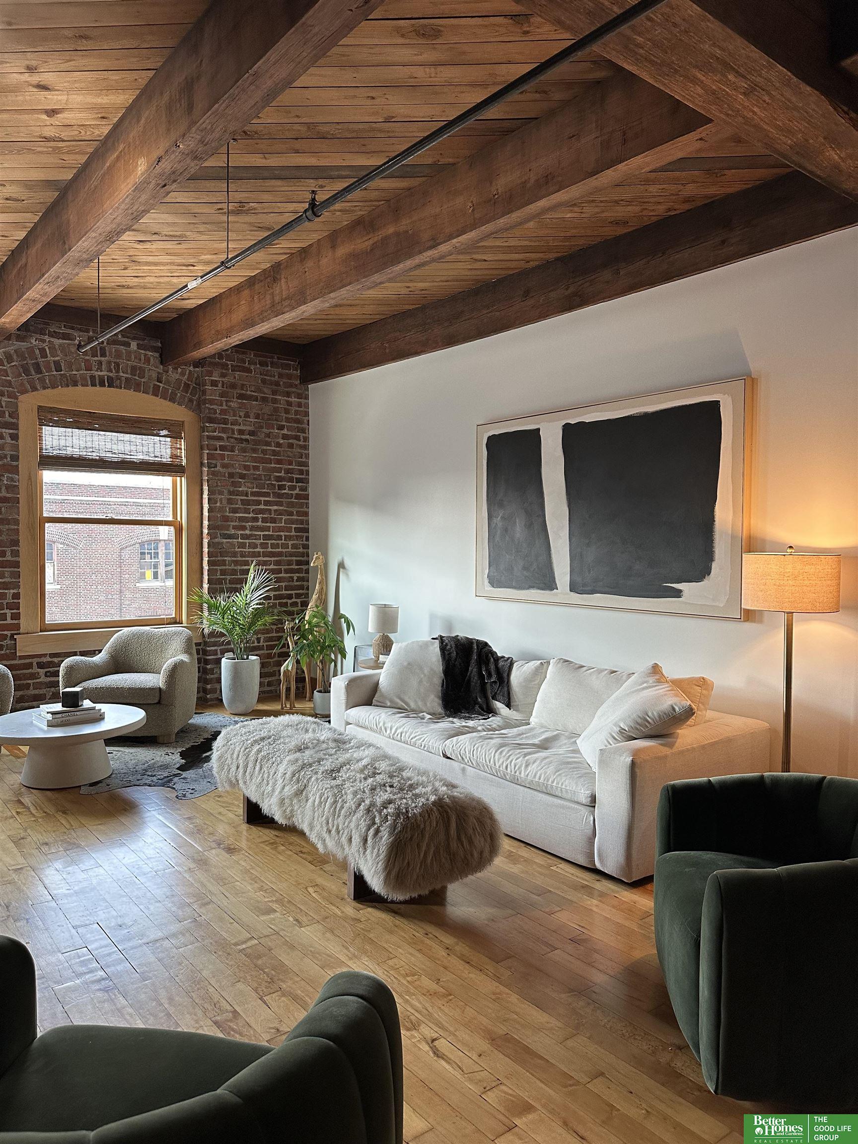105 S 9 Street # 714