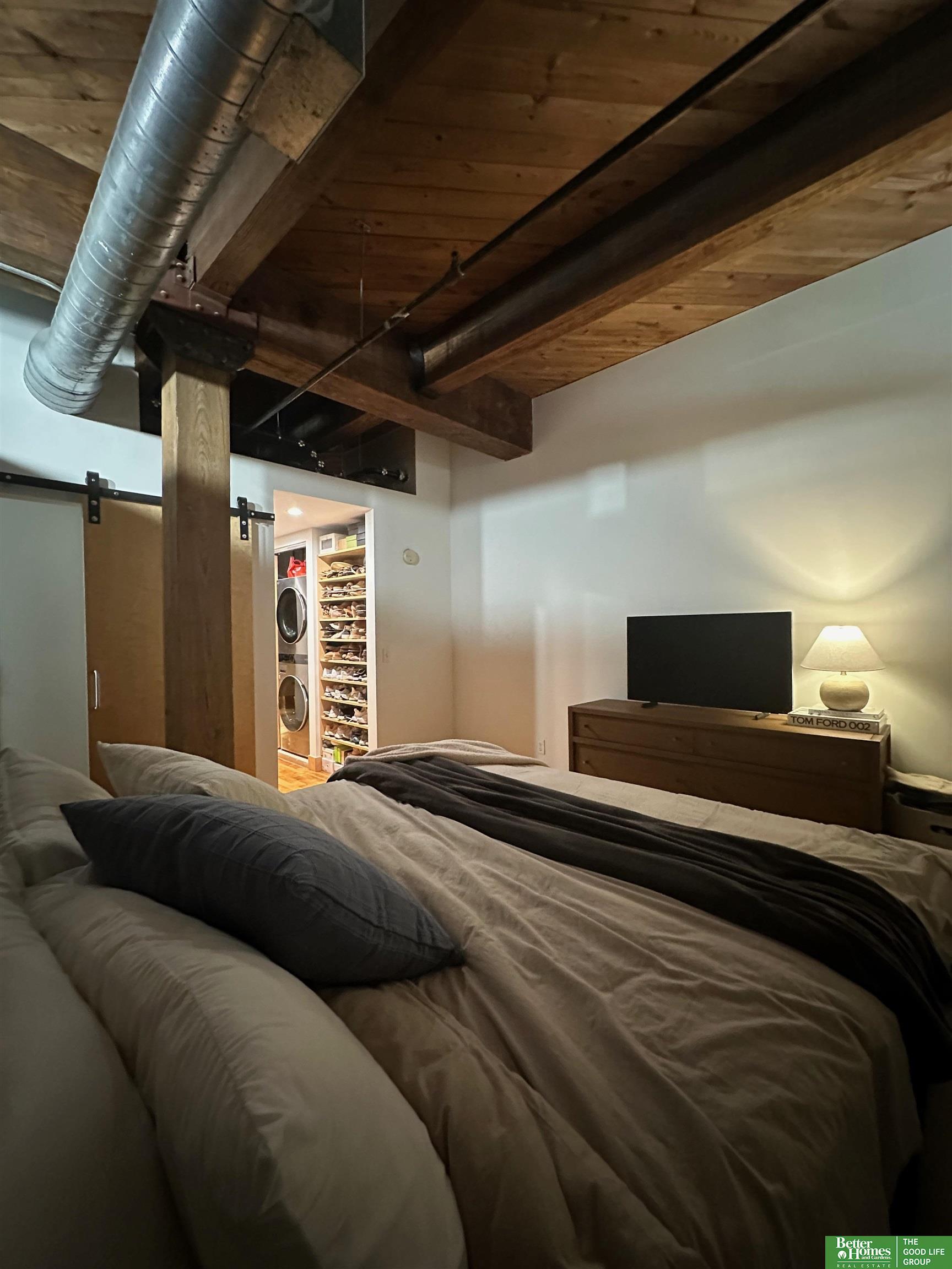 105 S 9 Street # 714