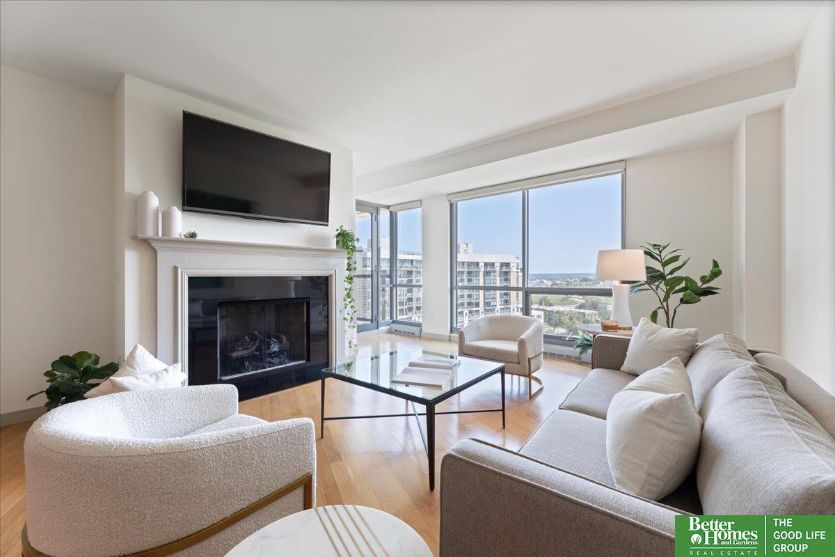 200 S 31 Avenue # 4702