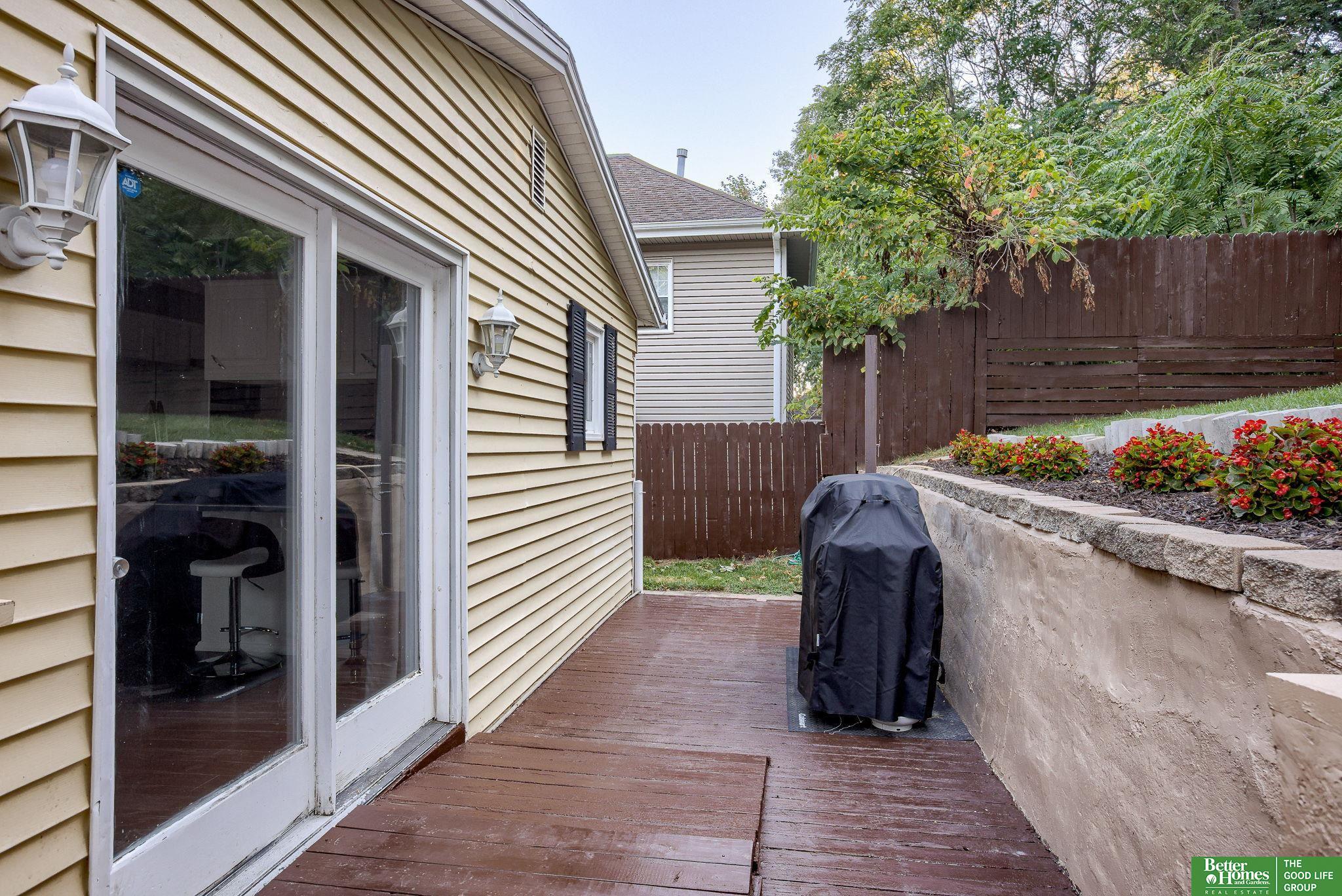 133 E Graham Avenue