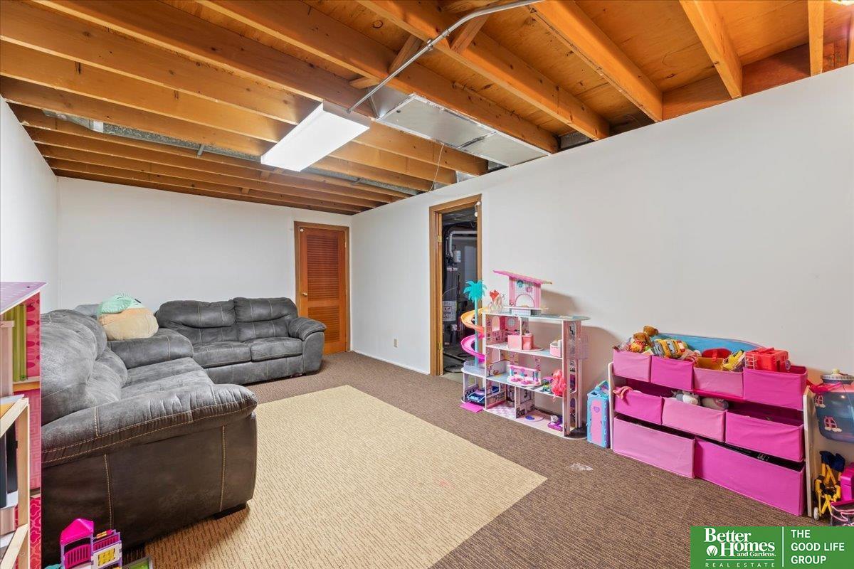 12617 Westwood Lane