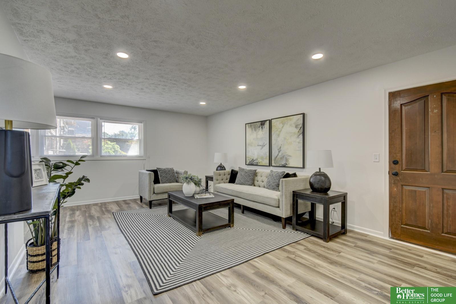 12745 Woodcrest Plaza # 115 Unit: 3-115