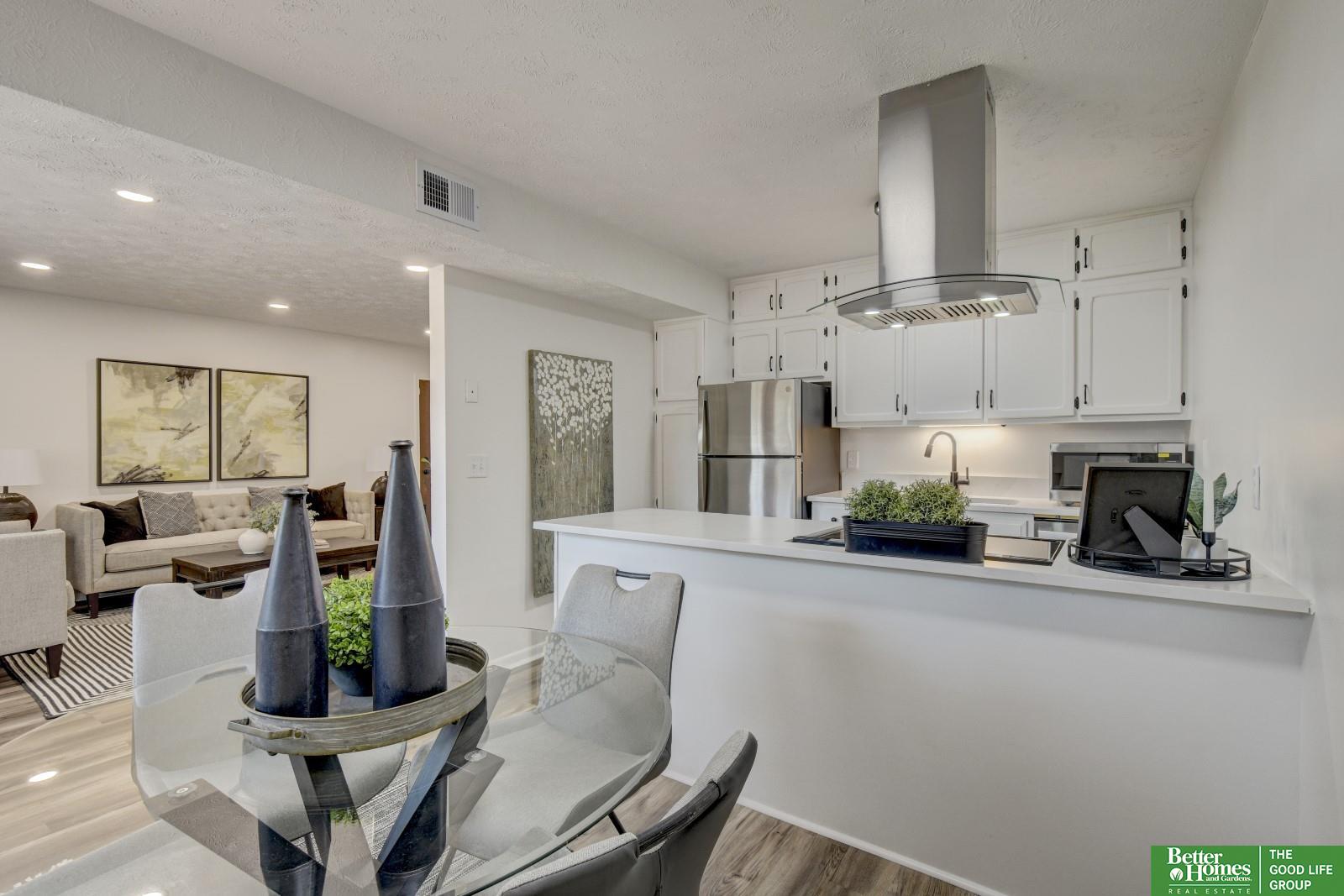 12745 Woodcrest Plaza # 115 Unit: 3-115