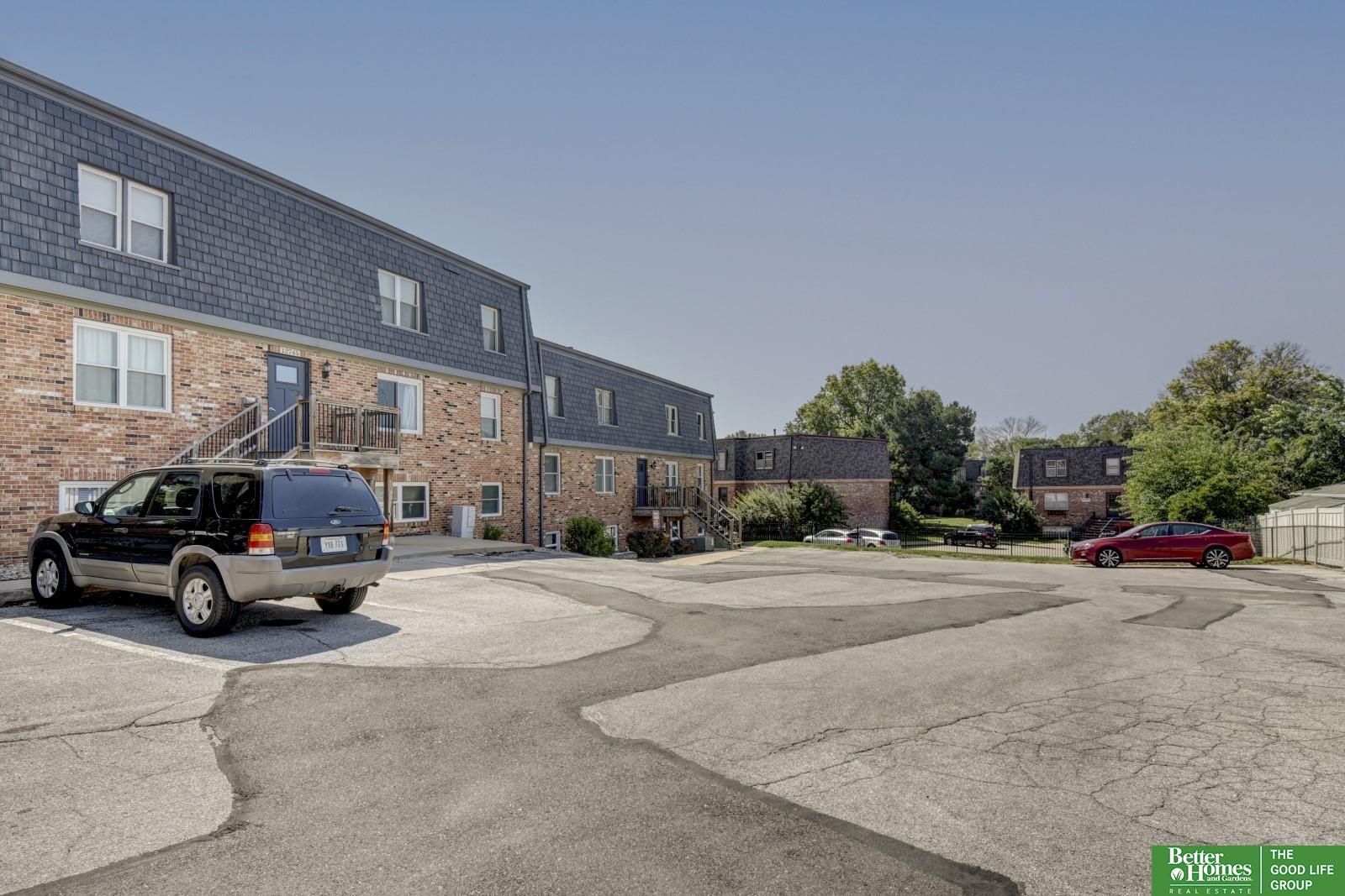 12745 Woodcrest Plaza # 115 Unit: 3-115