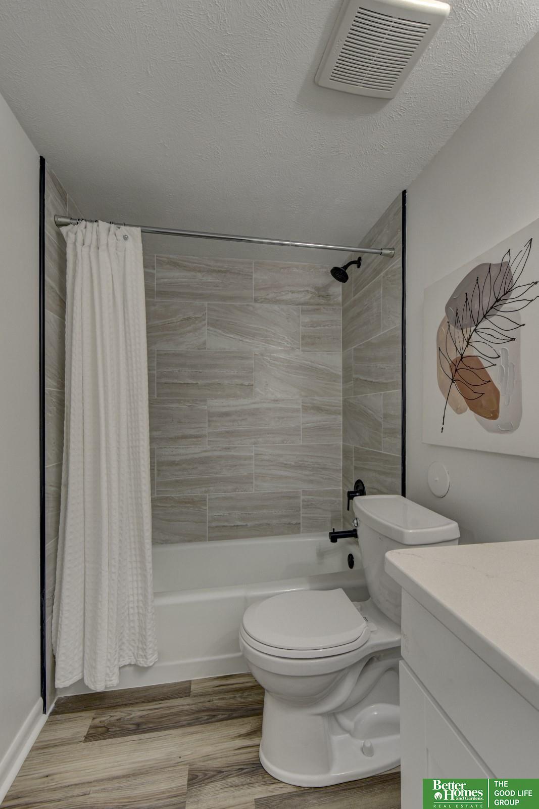 12745 Woodcrest Plaza # 115 Unit: 3-115