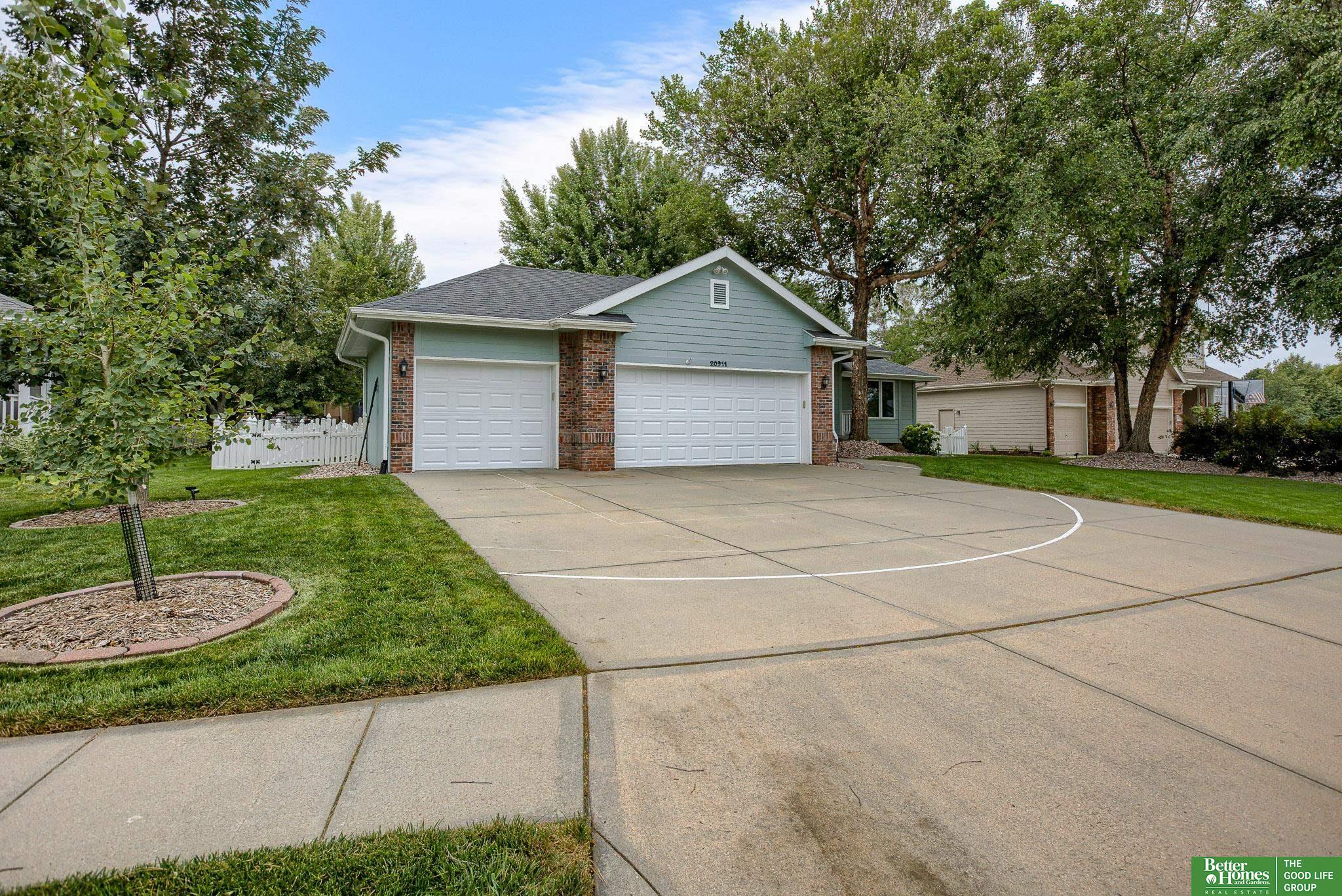 20911 Hampton Circle