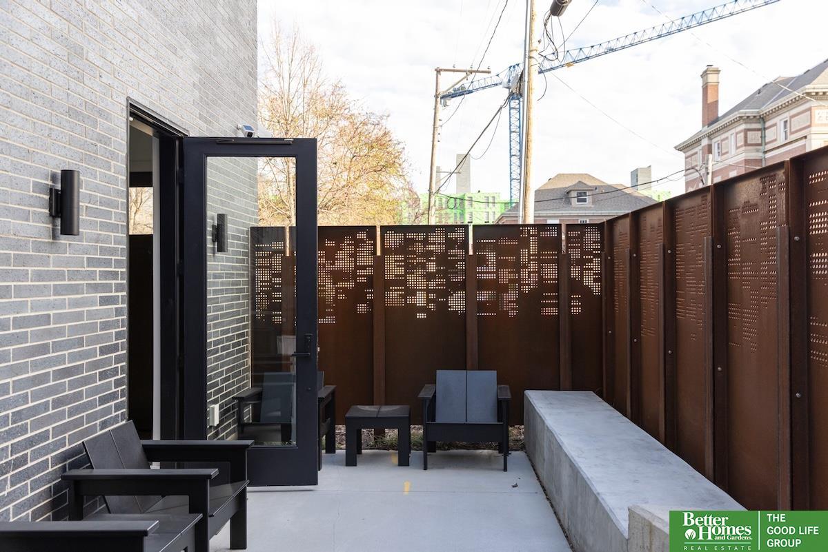 3751 Dewey Street