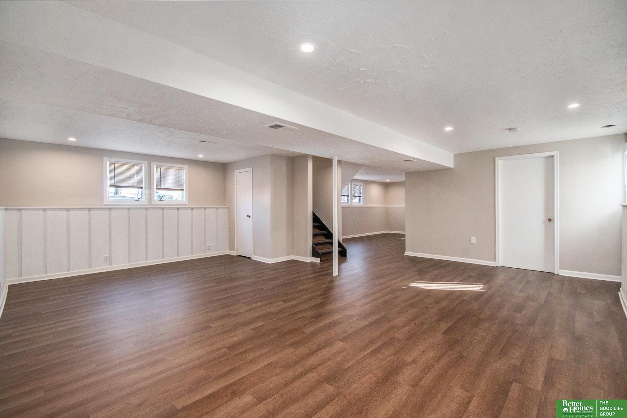 7410 S 50 Street