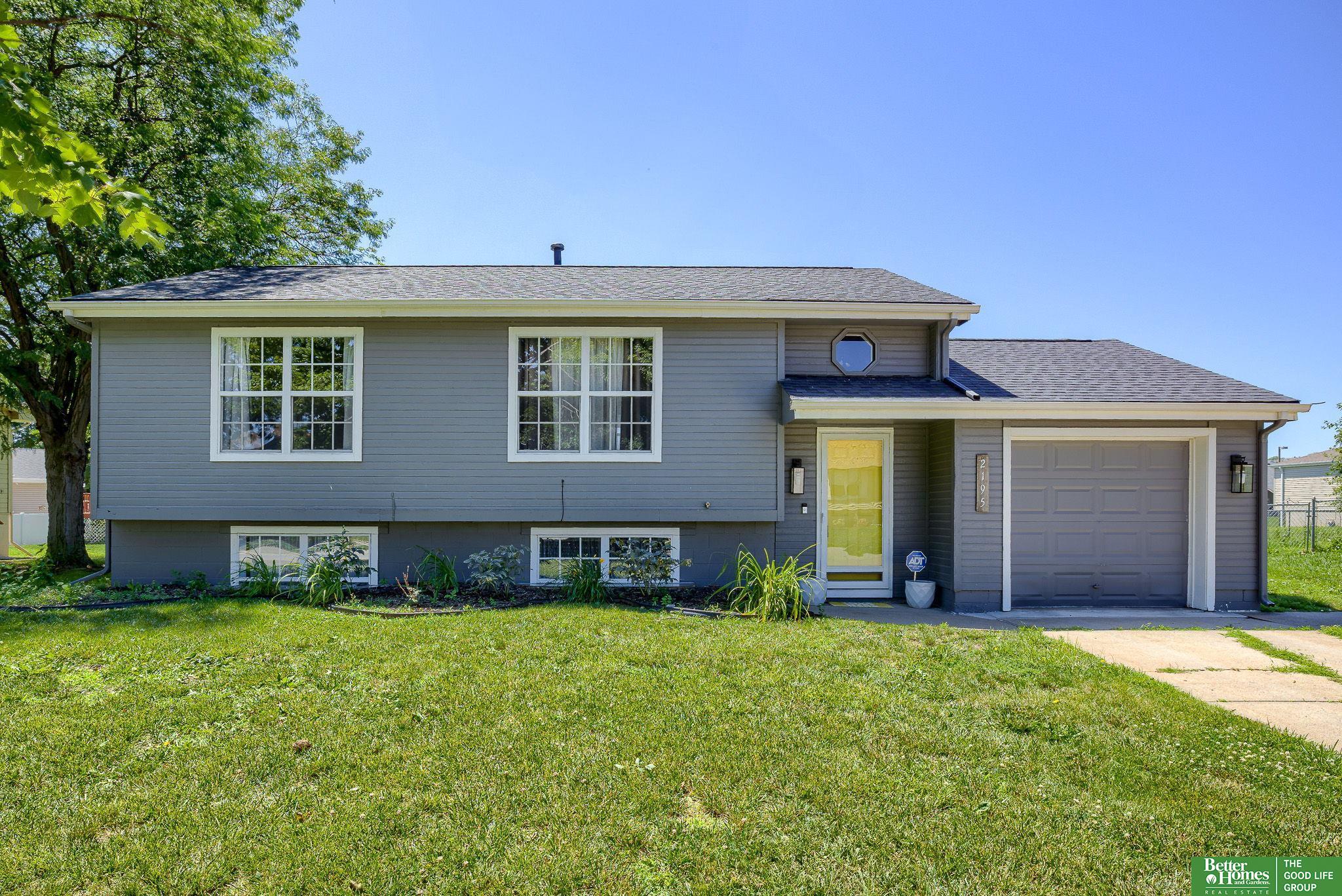 2195 Parker Circle