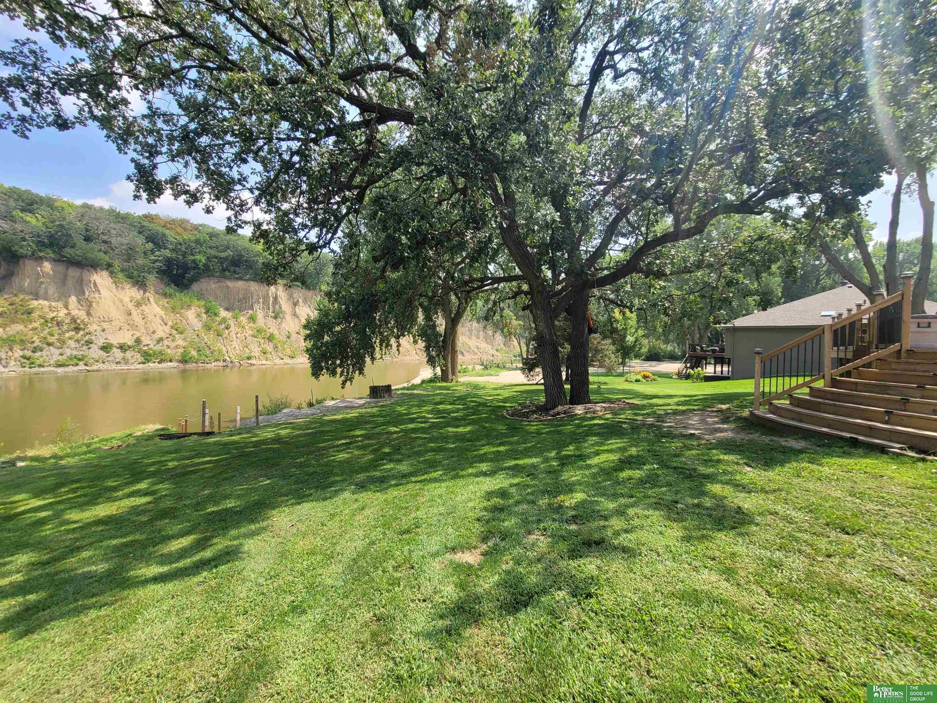 255 Riverside Drive