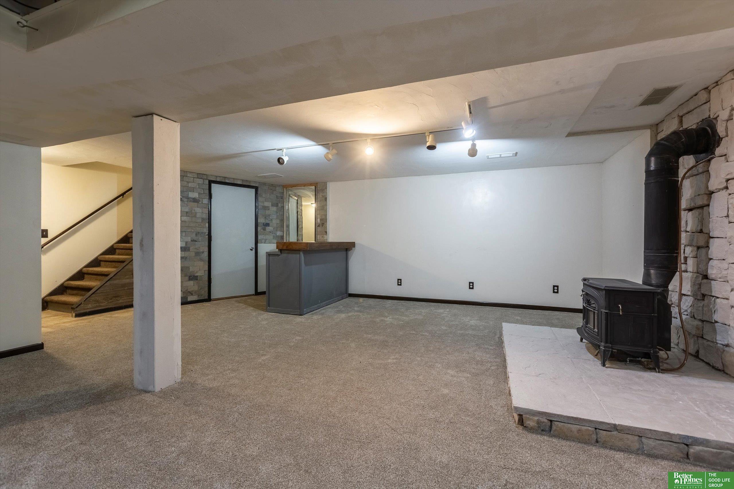 255 Riverside Drive