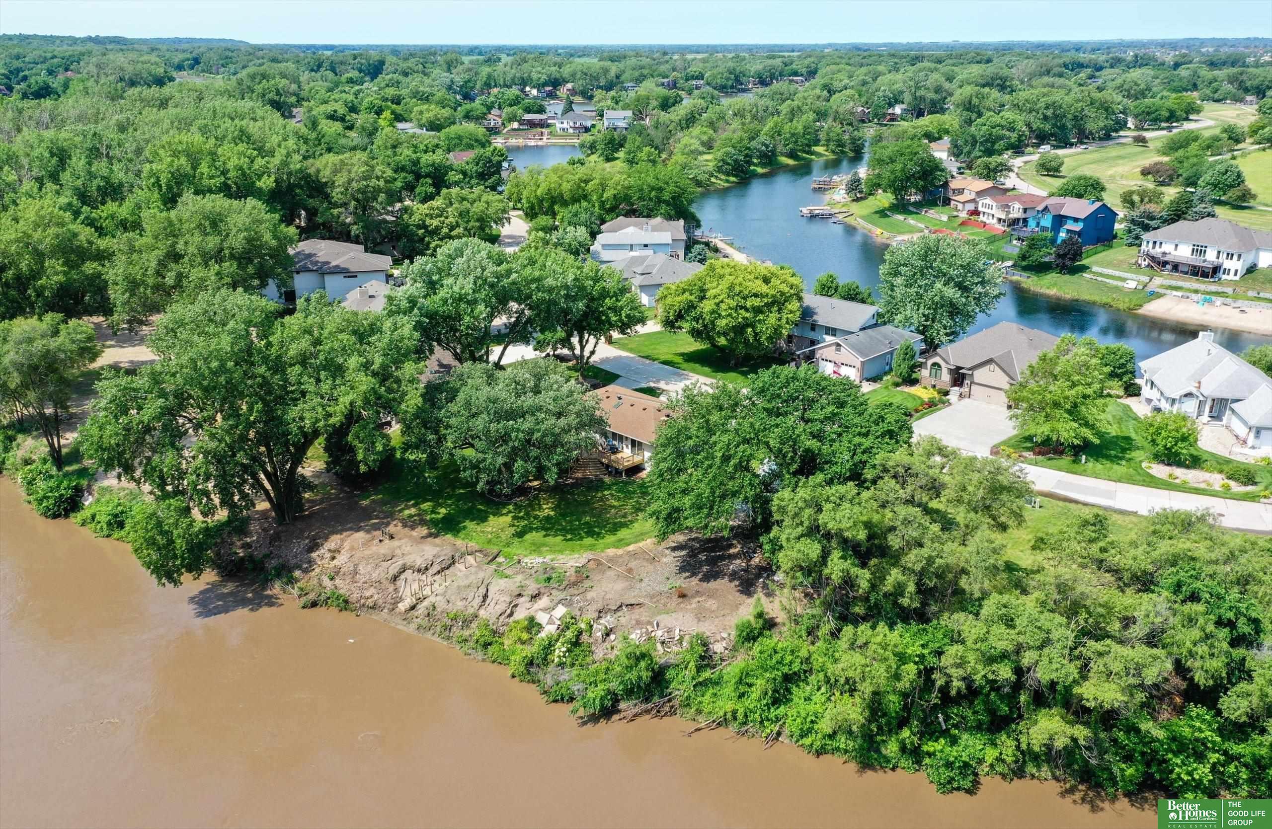 255 Riverside Drive