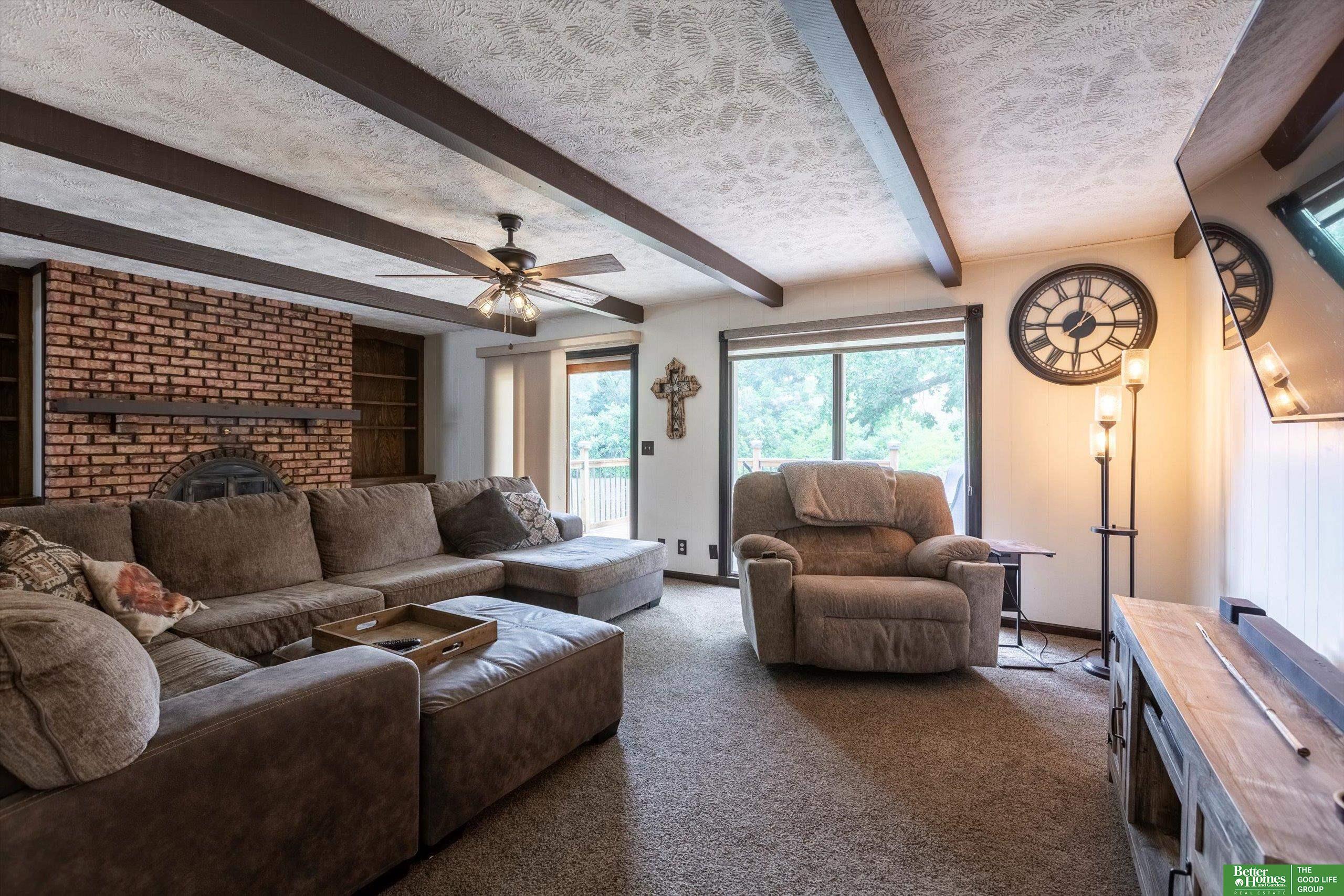 255 Riverside Drive