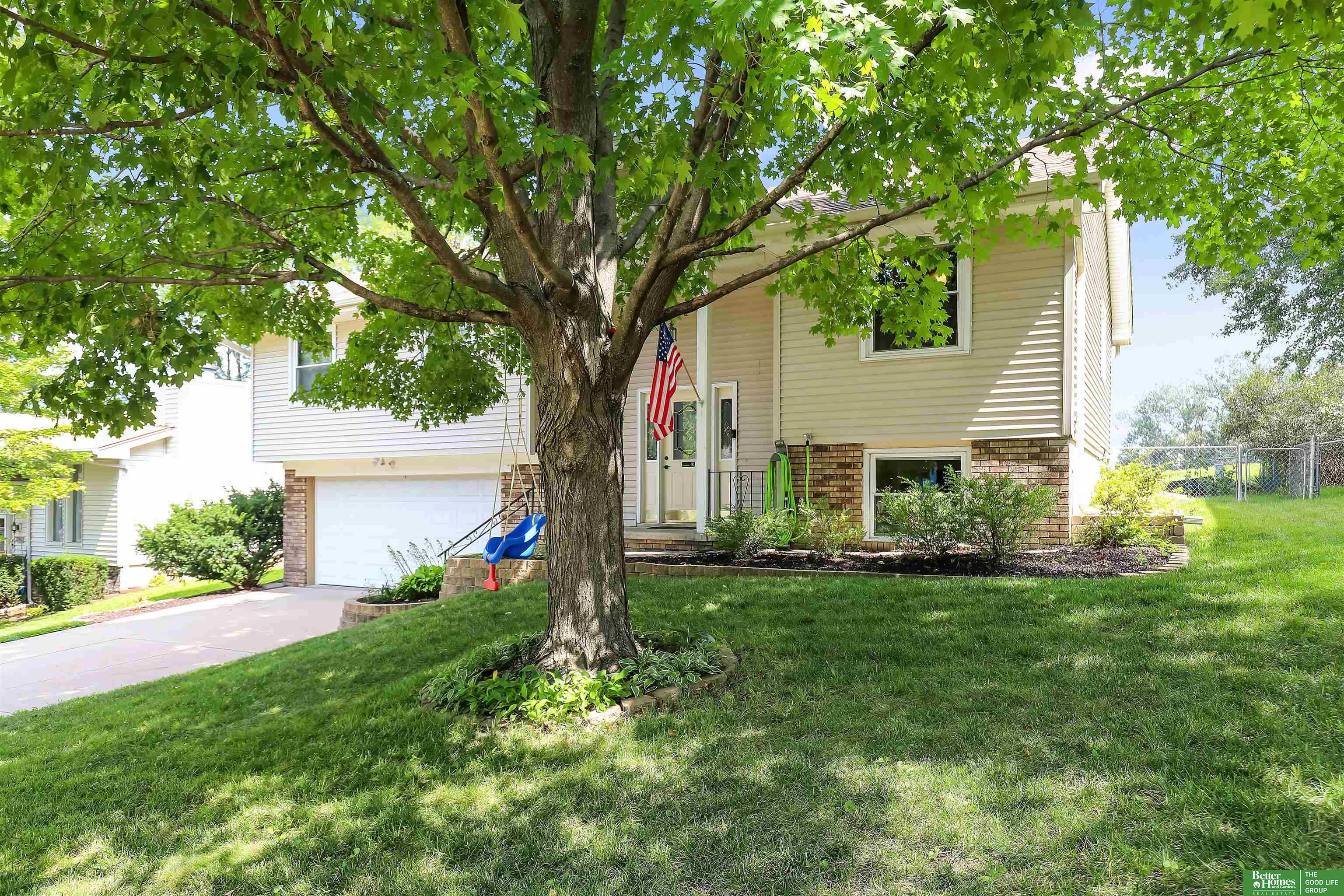 2239 N 127th Circle
