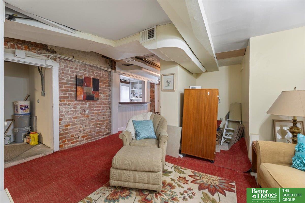 618 N 40th Street