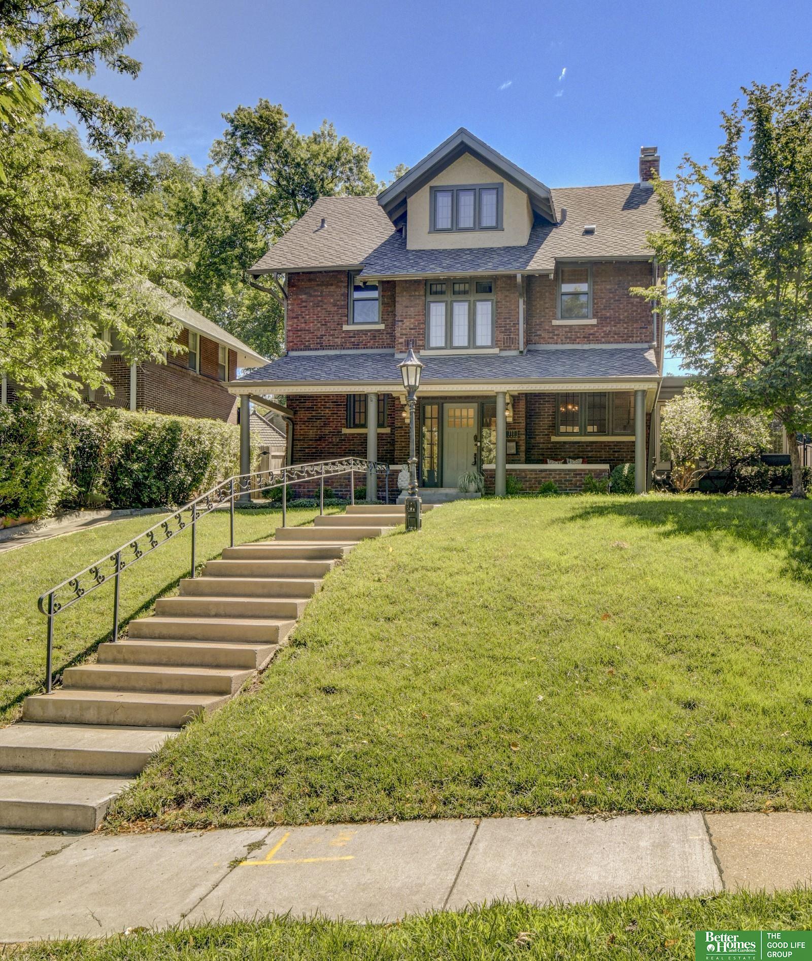 111 N 54 Street