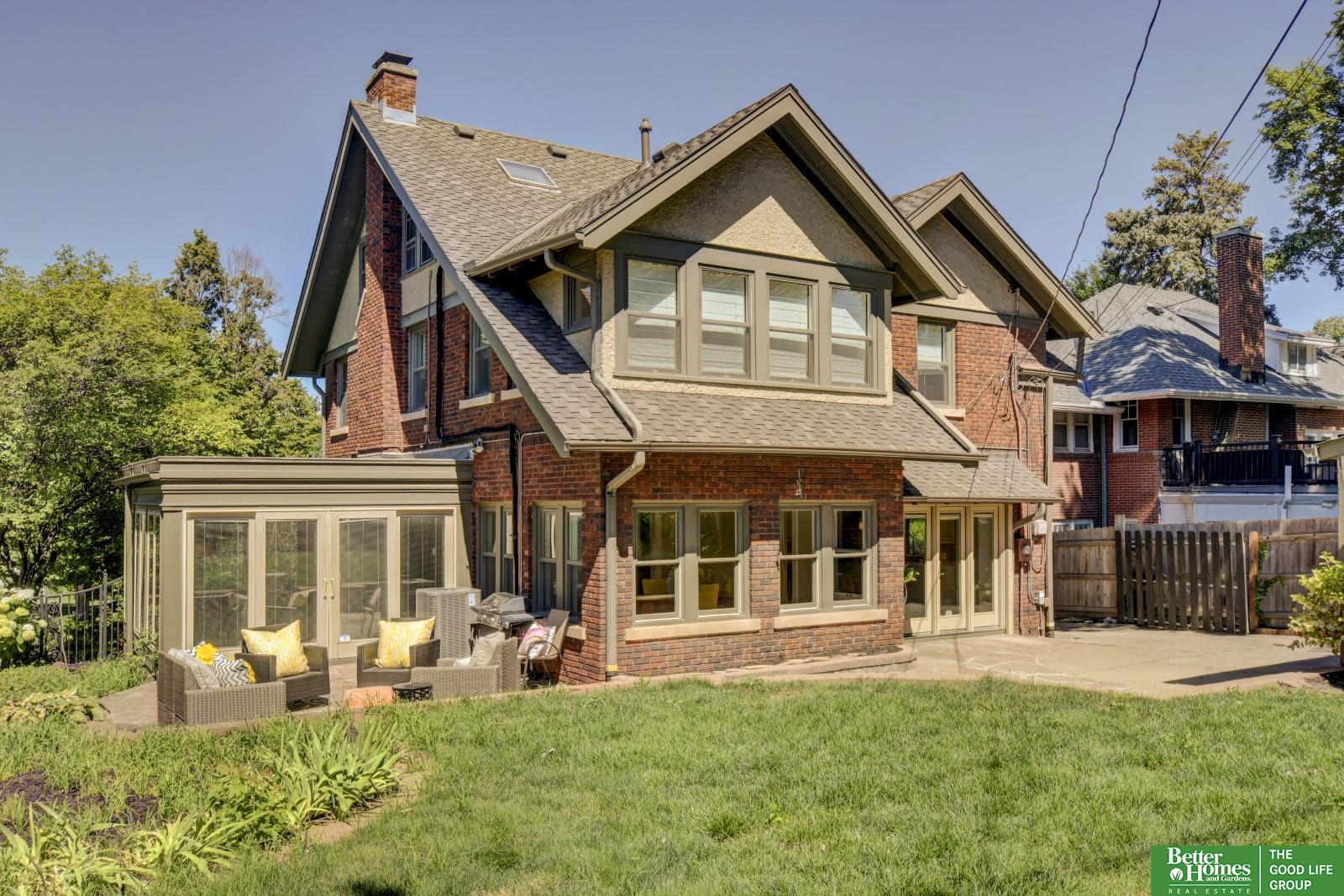 111 N 54 Street