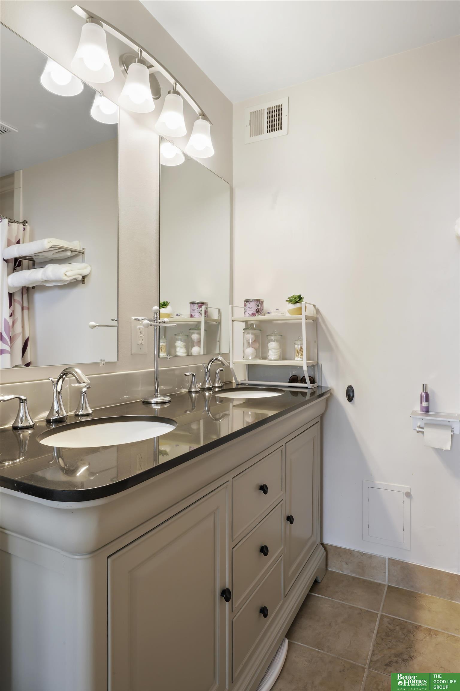 300 S 16th Street # 906