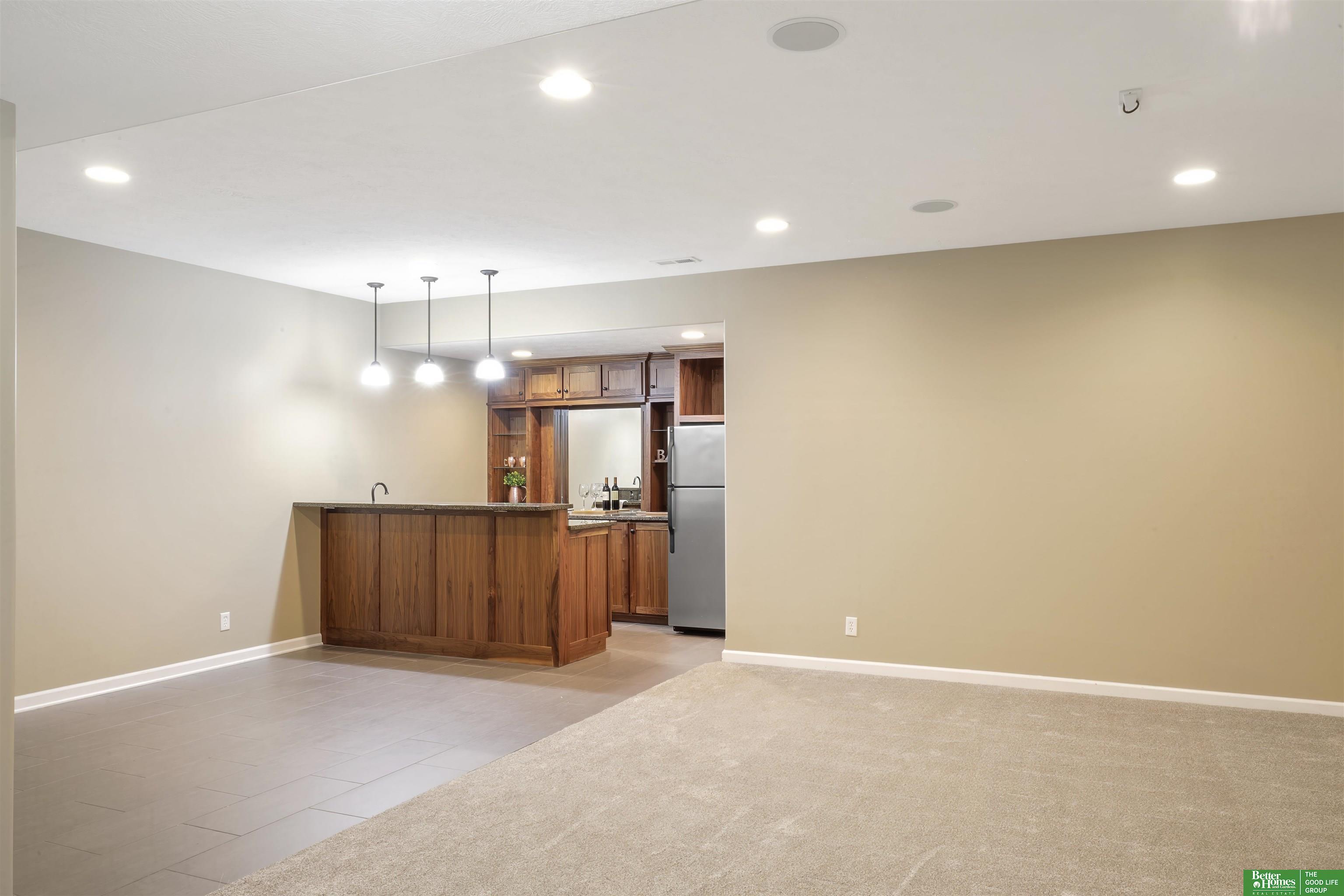 12514 Main Street
