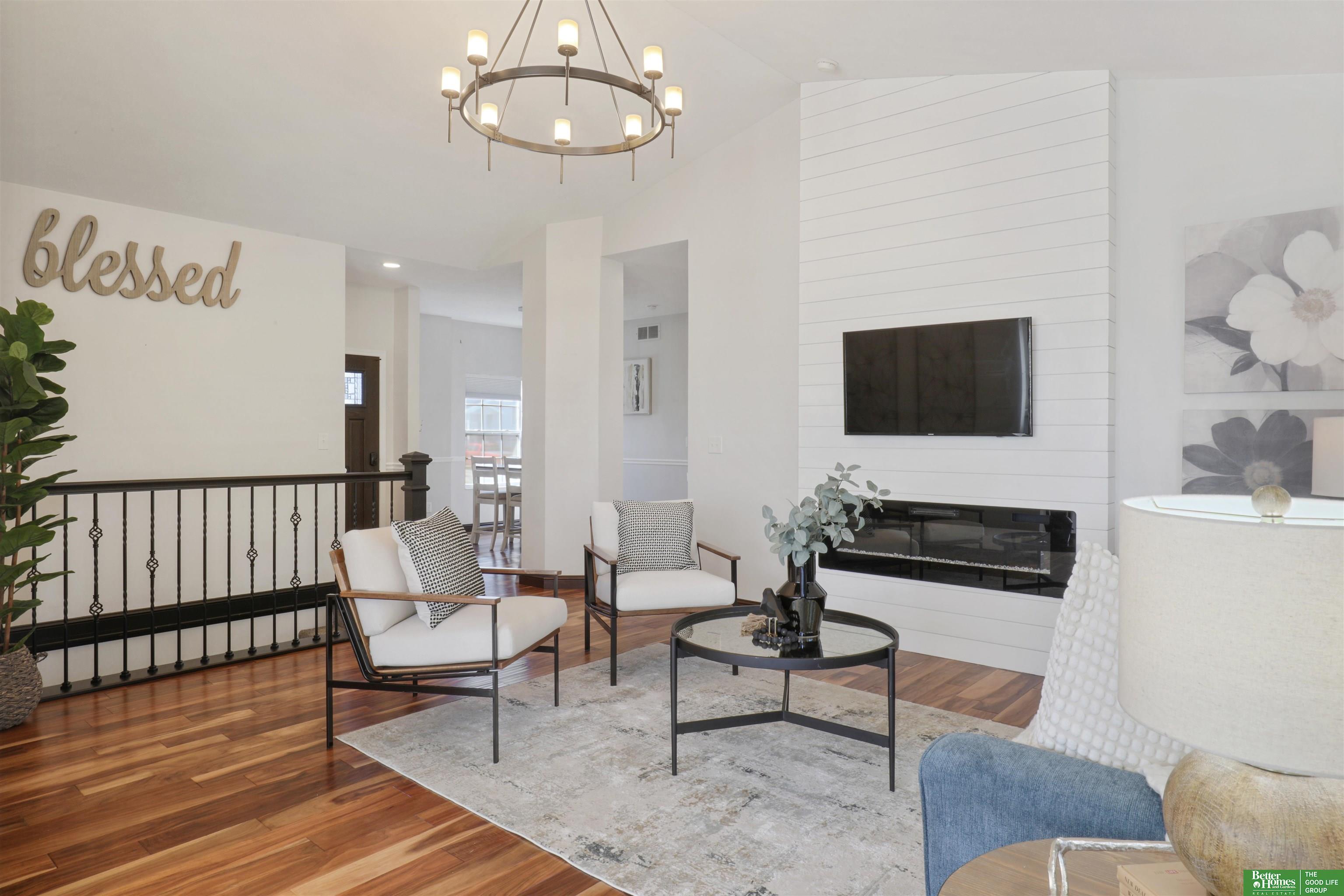 4130 W Huntington Avenue
