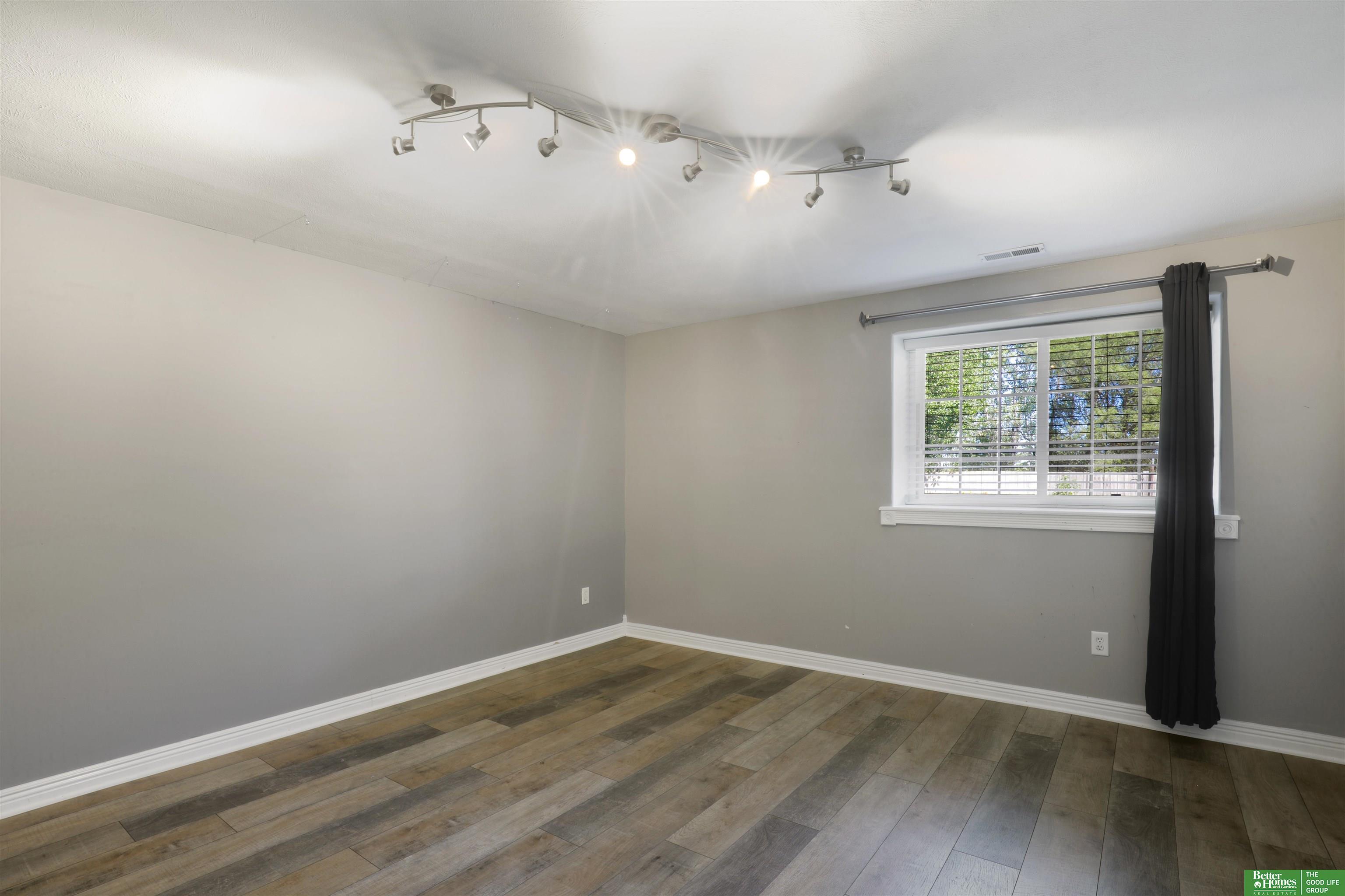 4130 W Huntington Avenue