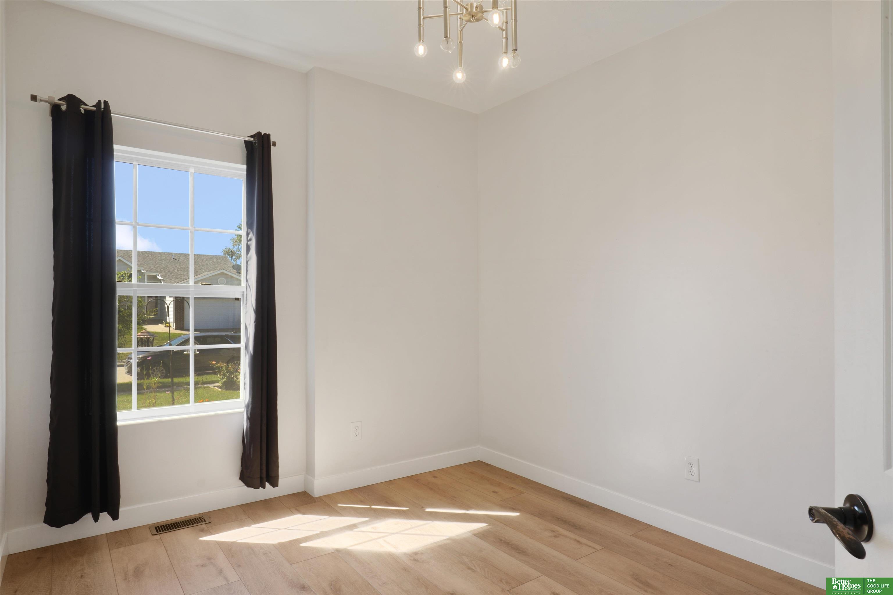 4130 W Huntington Avenue