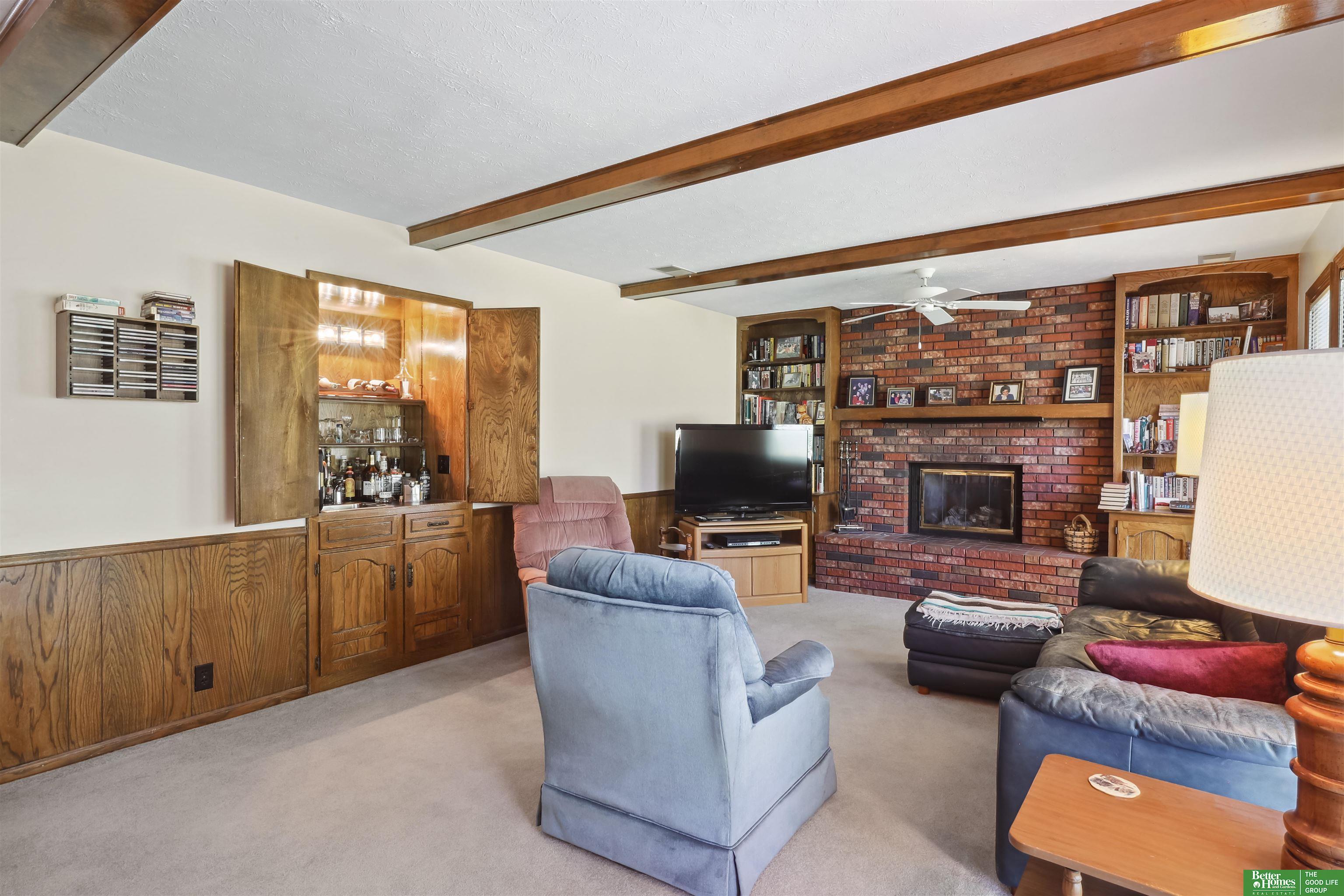 16012 Capitol Avenue