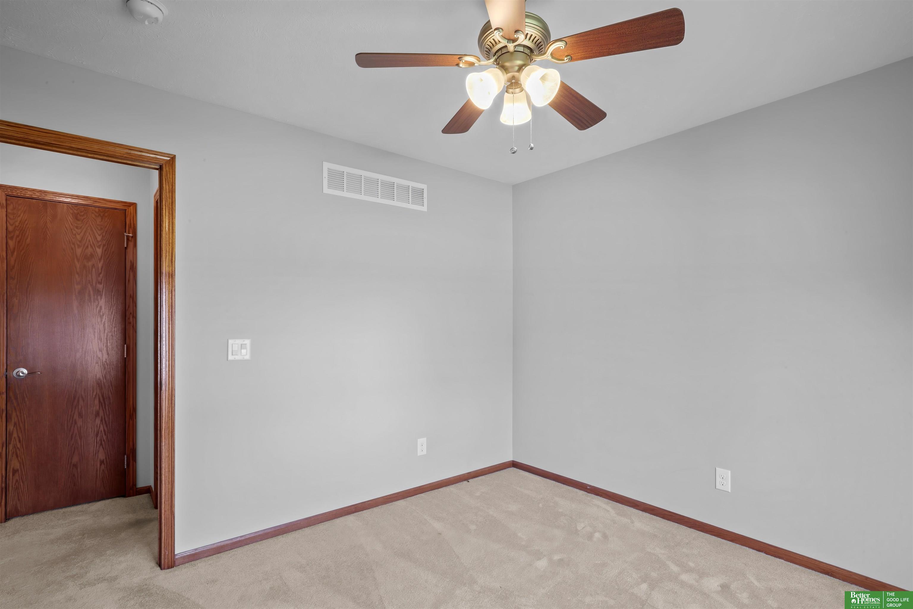10028 S 170 Circle
