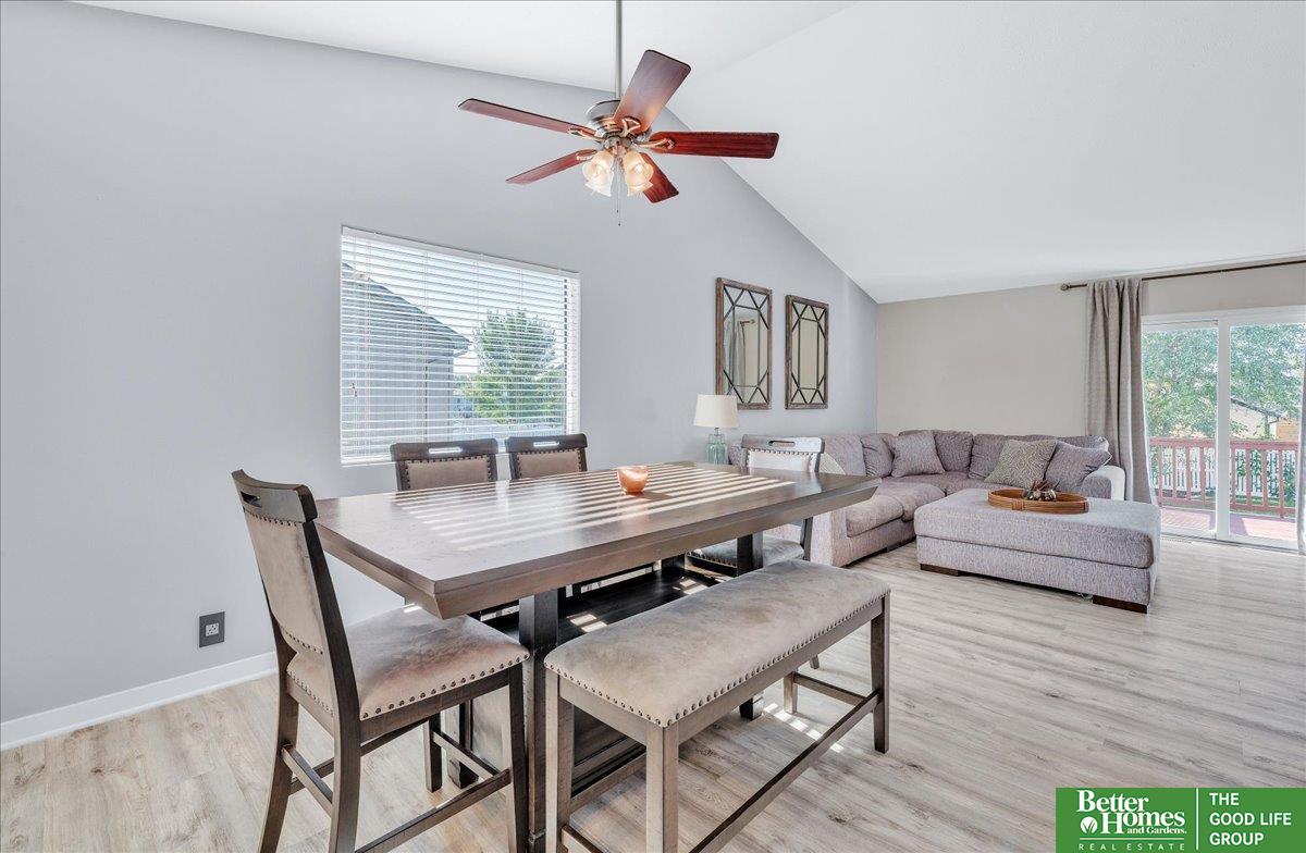 813 Lake Vista Drive