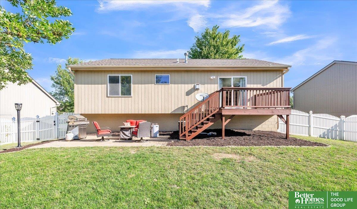 813 Lake Vista Drive