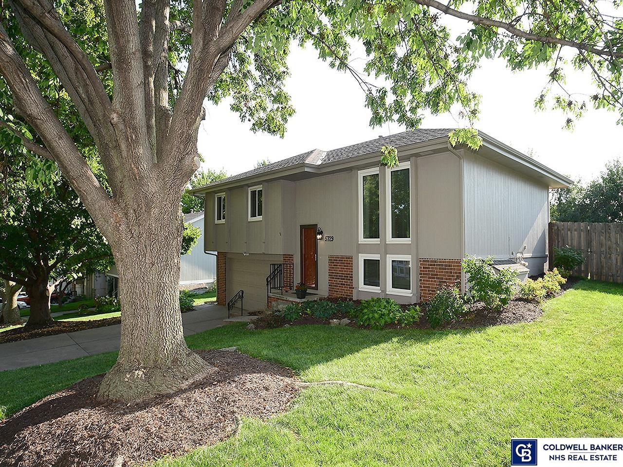 5729 N 127th Street