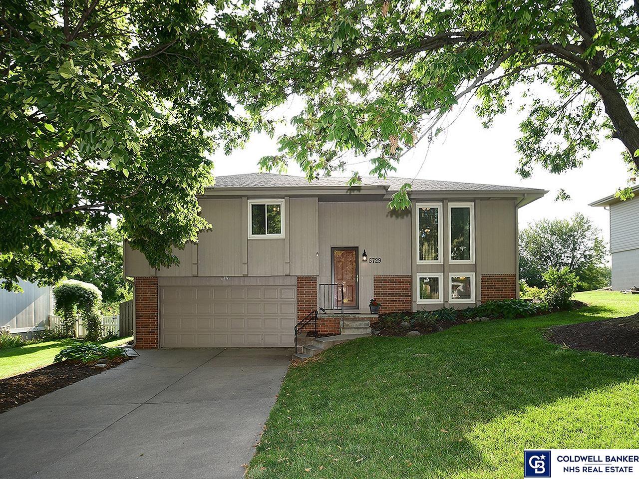 5729 N 127th Street