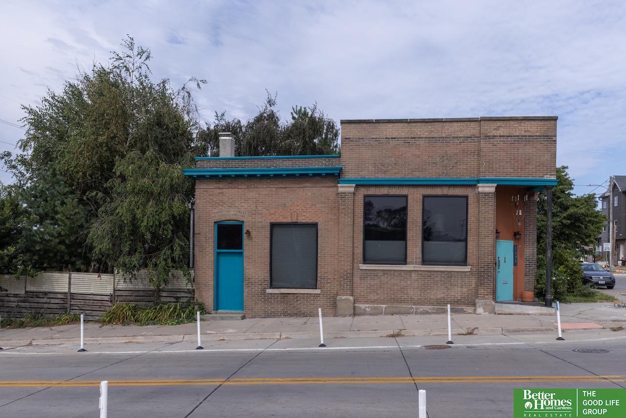 1206 S 20 Street