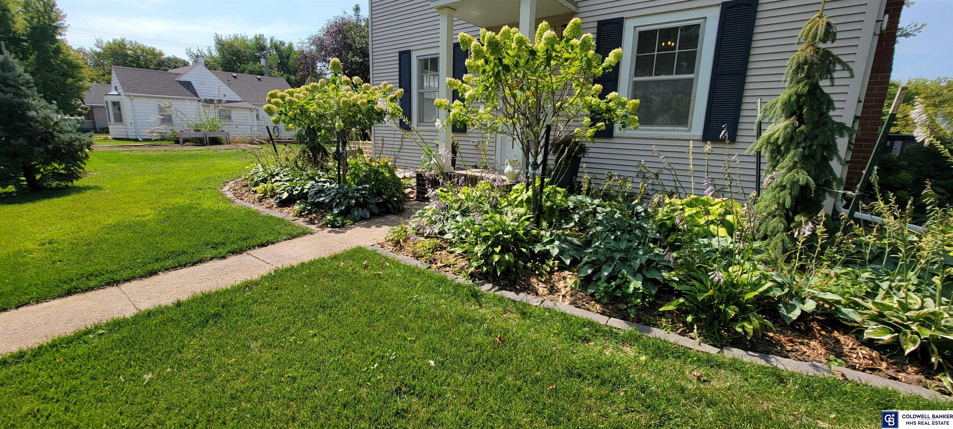 306 S 10th Street