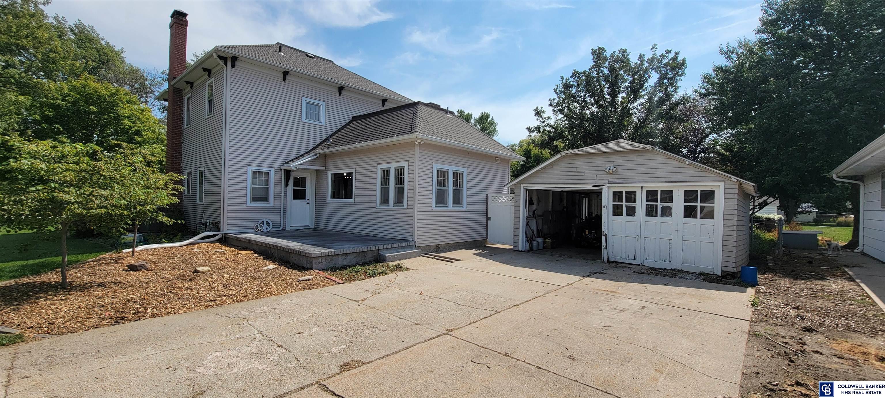 306 S 10th Street