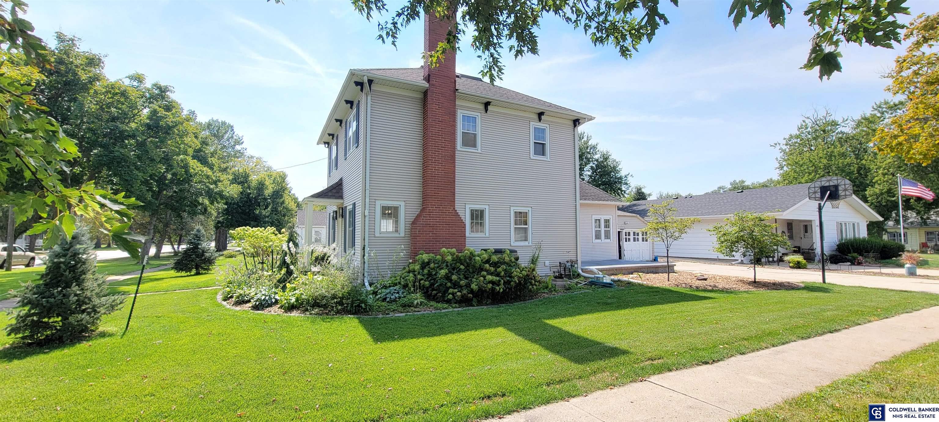 306 S 10th Street
