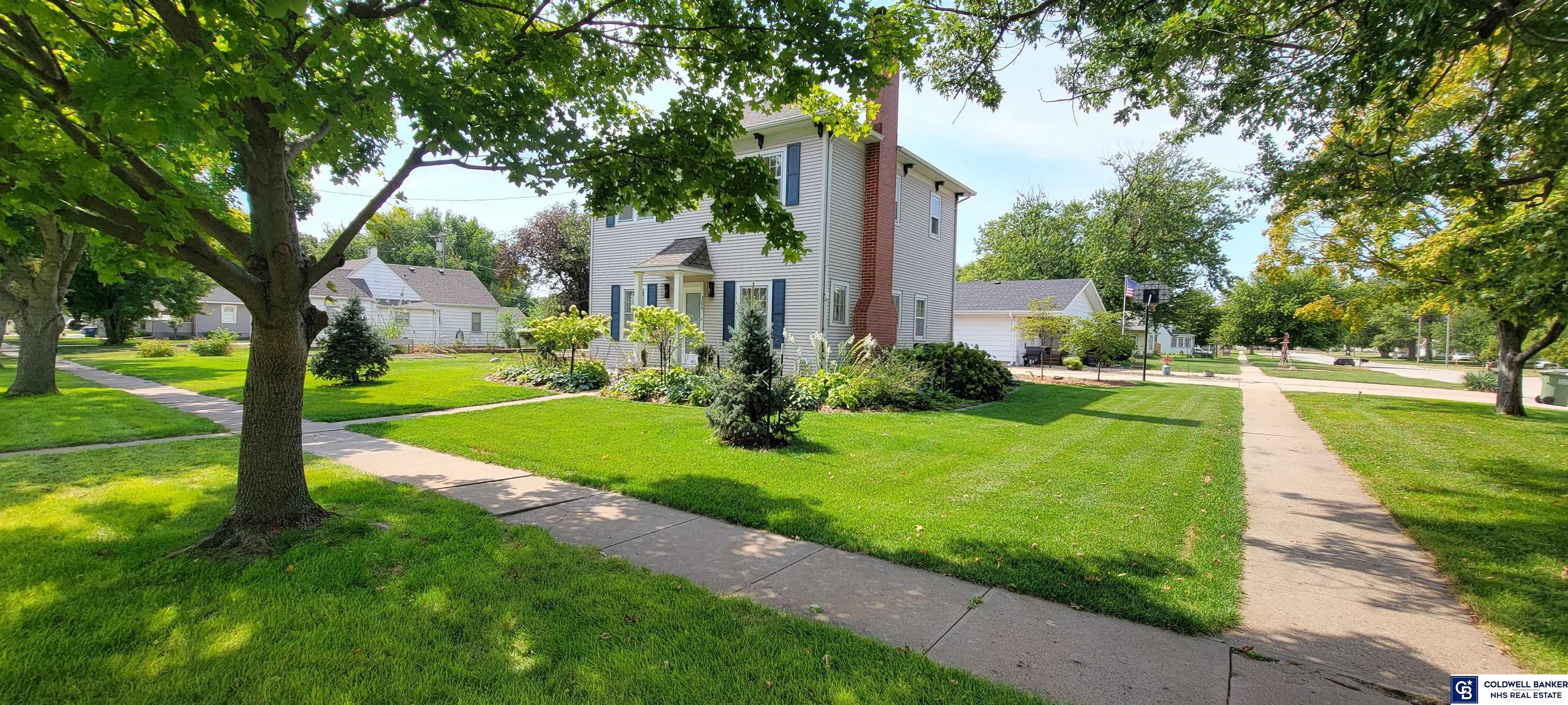 306 S 10th Street