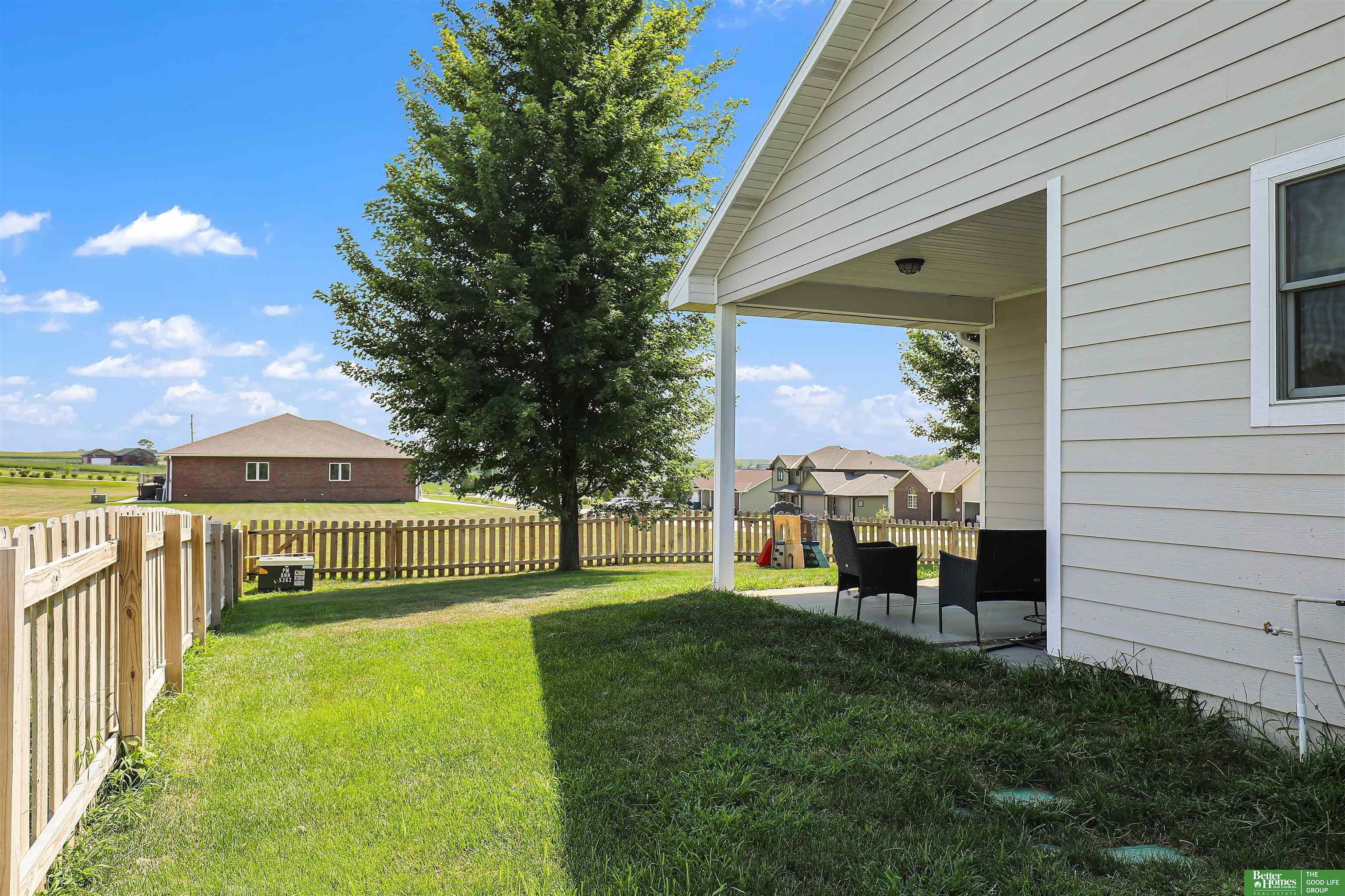1521 Lake Ridge Drive