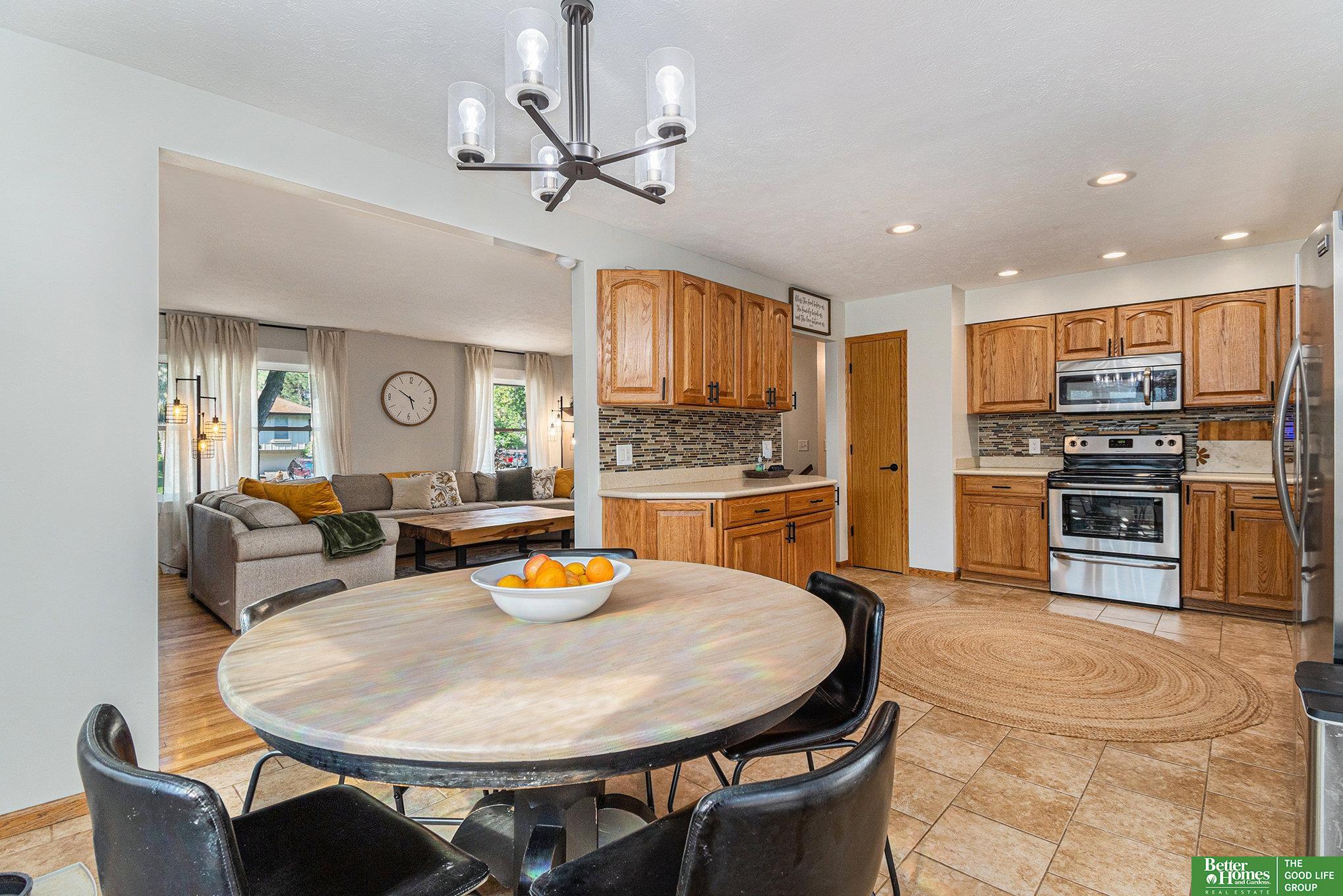 4955 S 87th Street