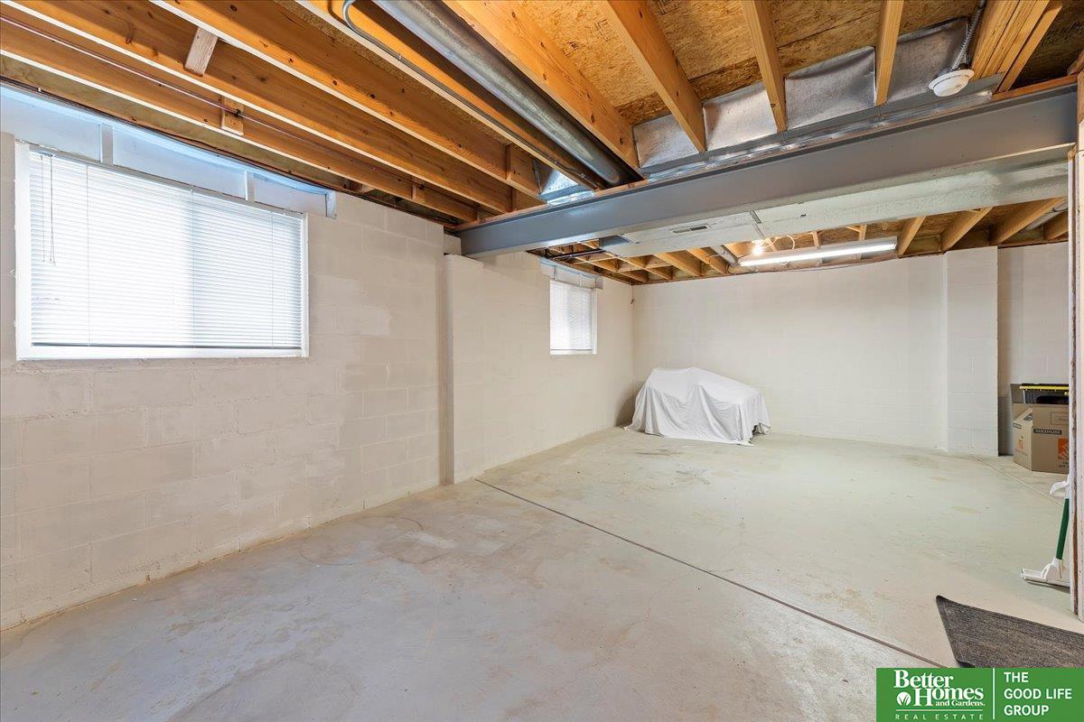 16906 Orchard Avenue