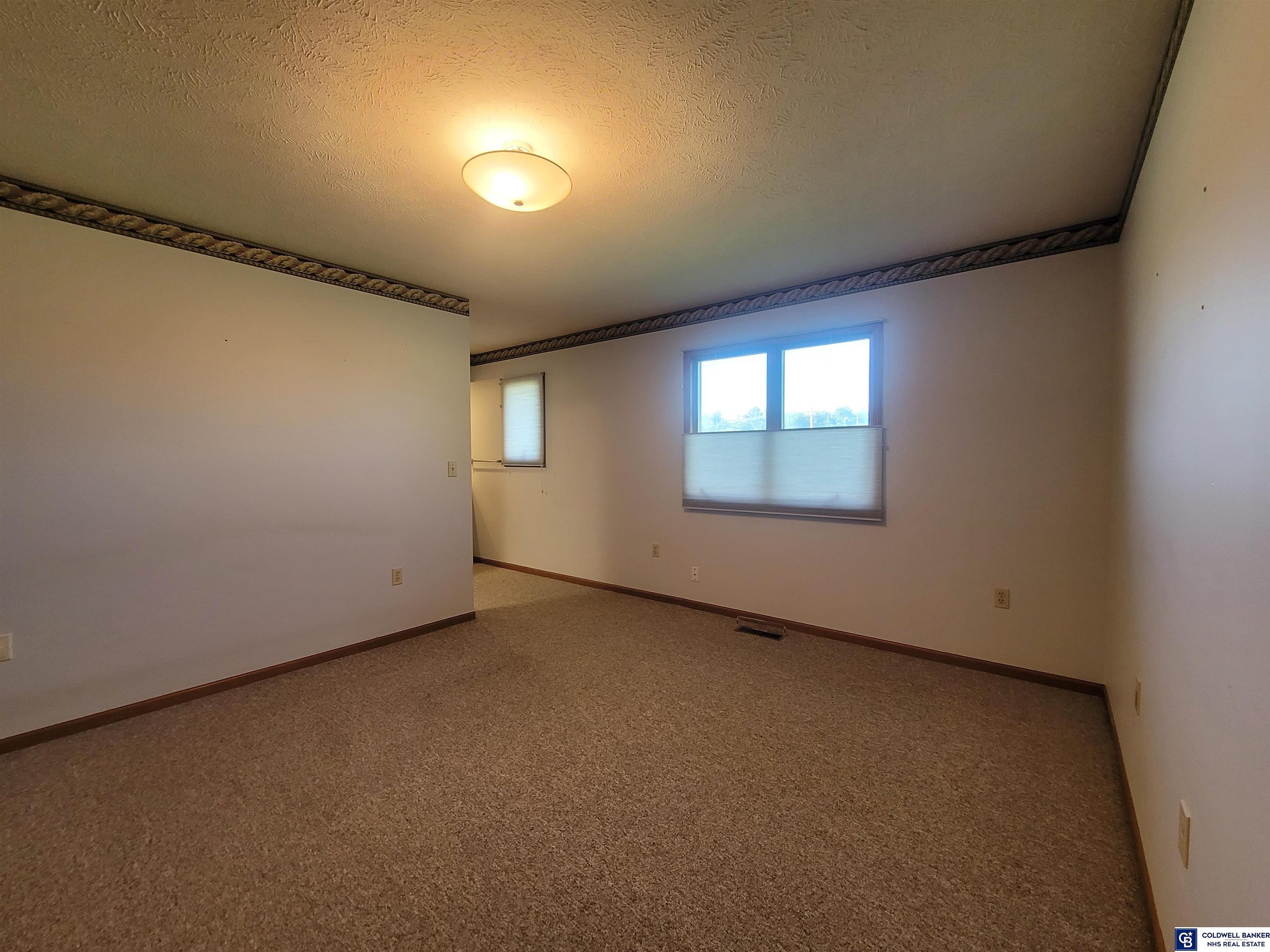 2223 Cardinal Lane