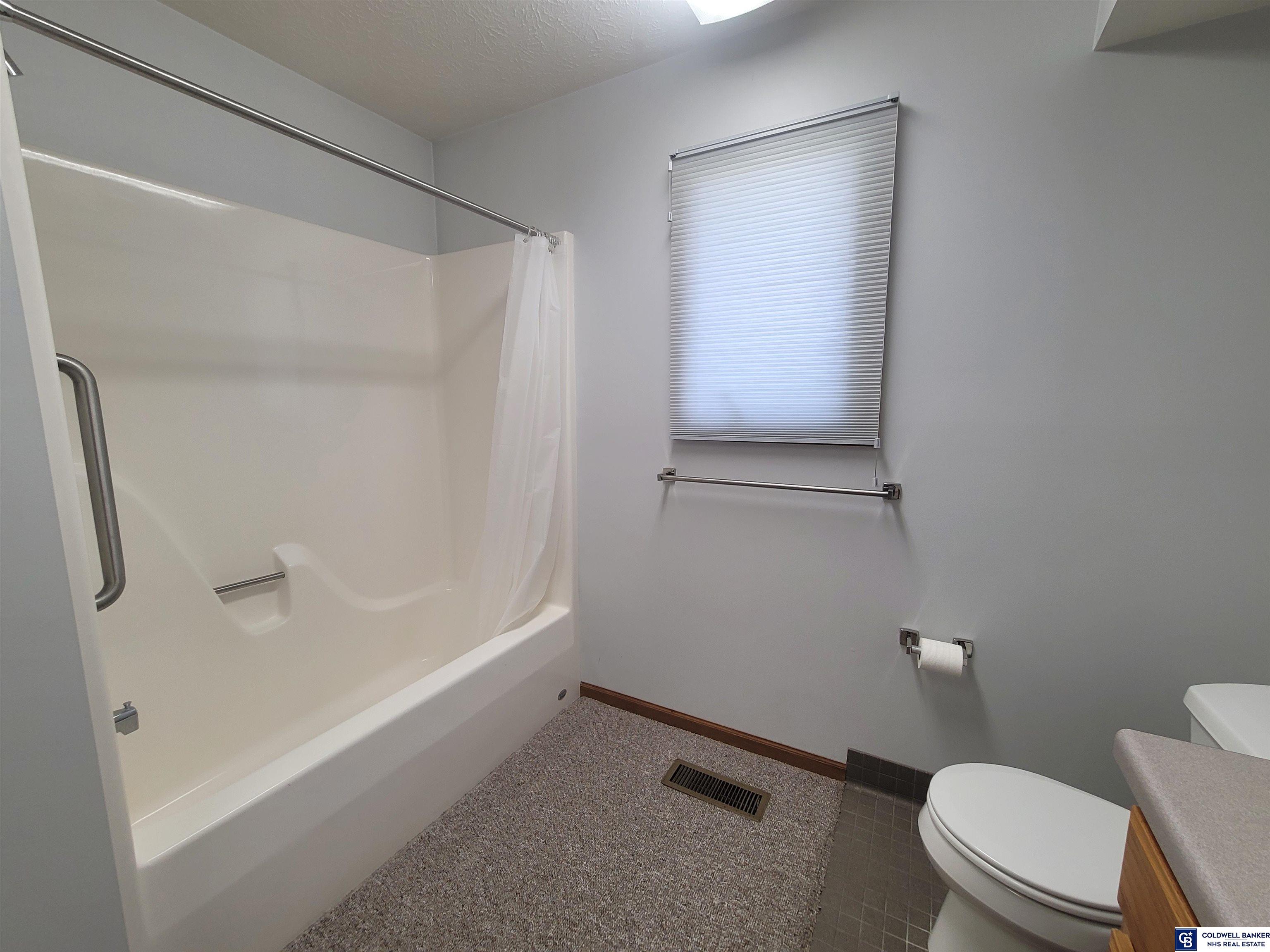 2223 Cardinal Lane