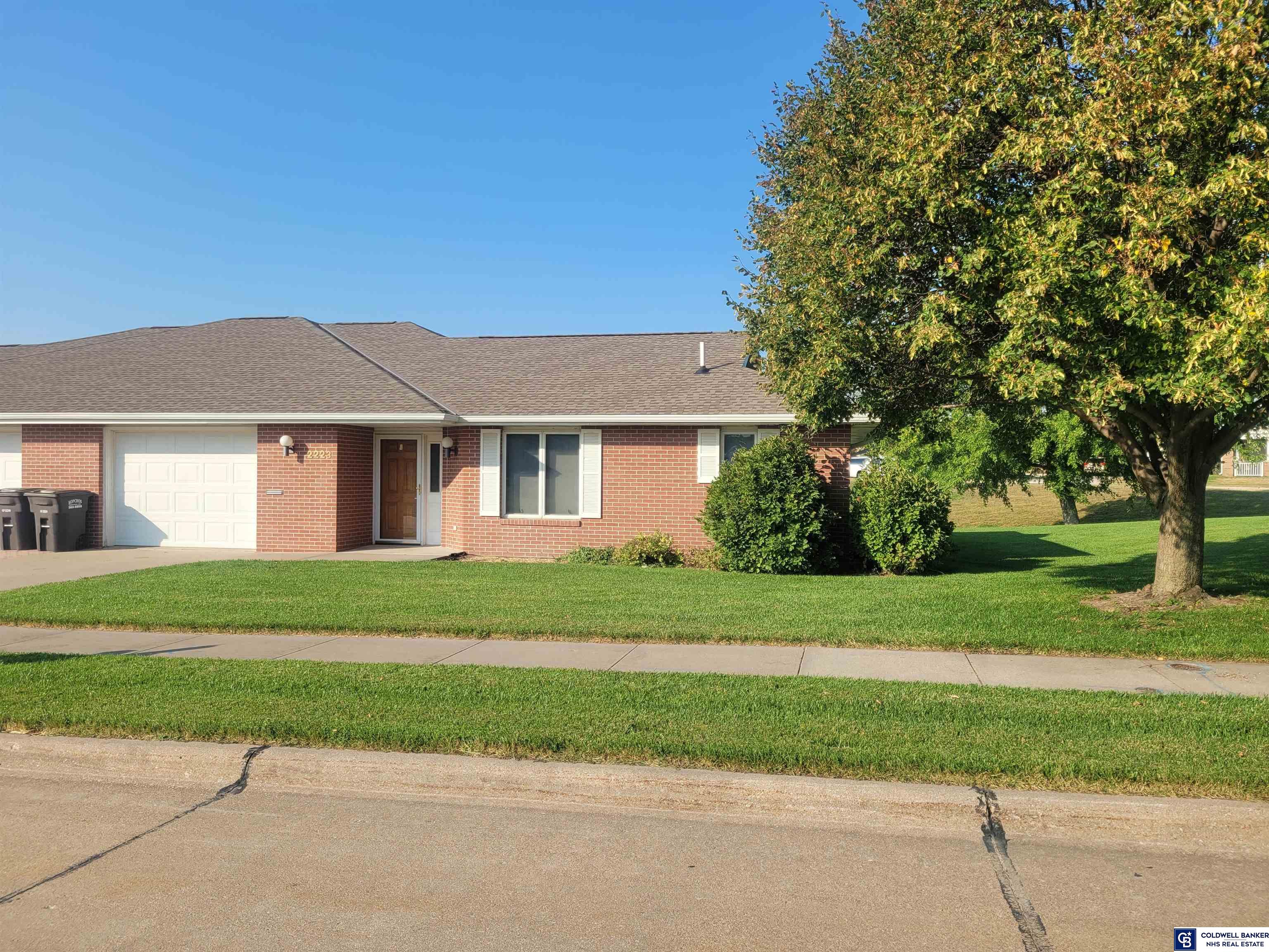 2223 Cardinal Lane
